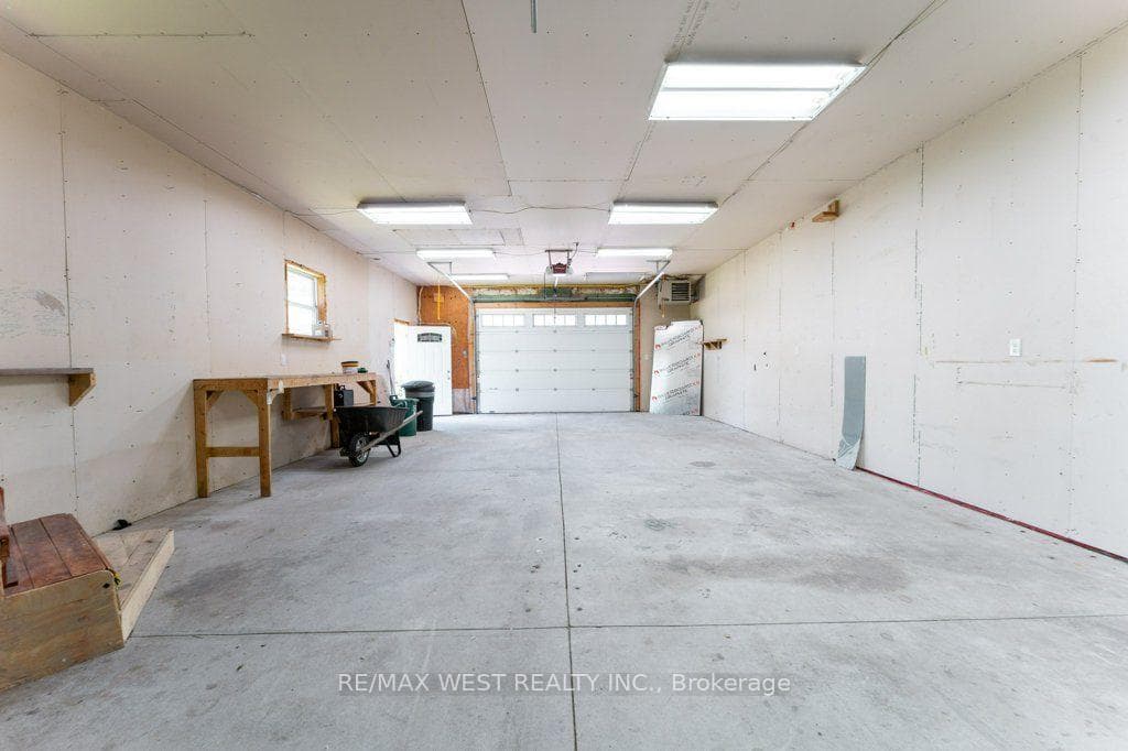 67 May Avenue photo 36