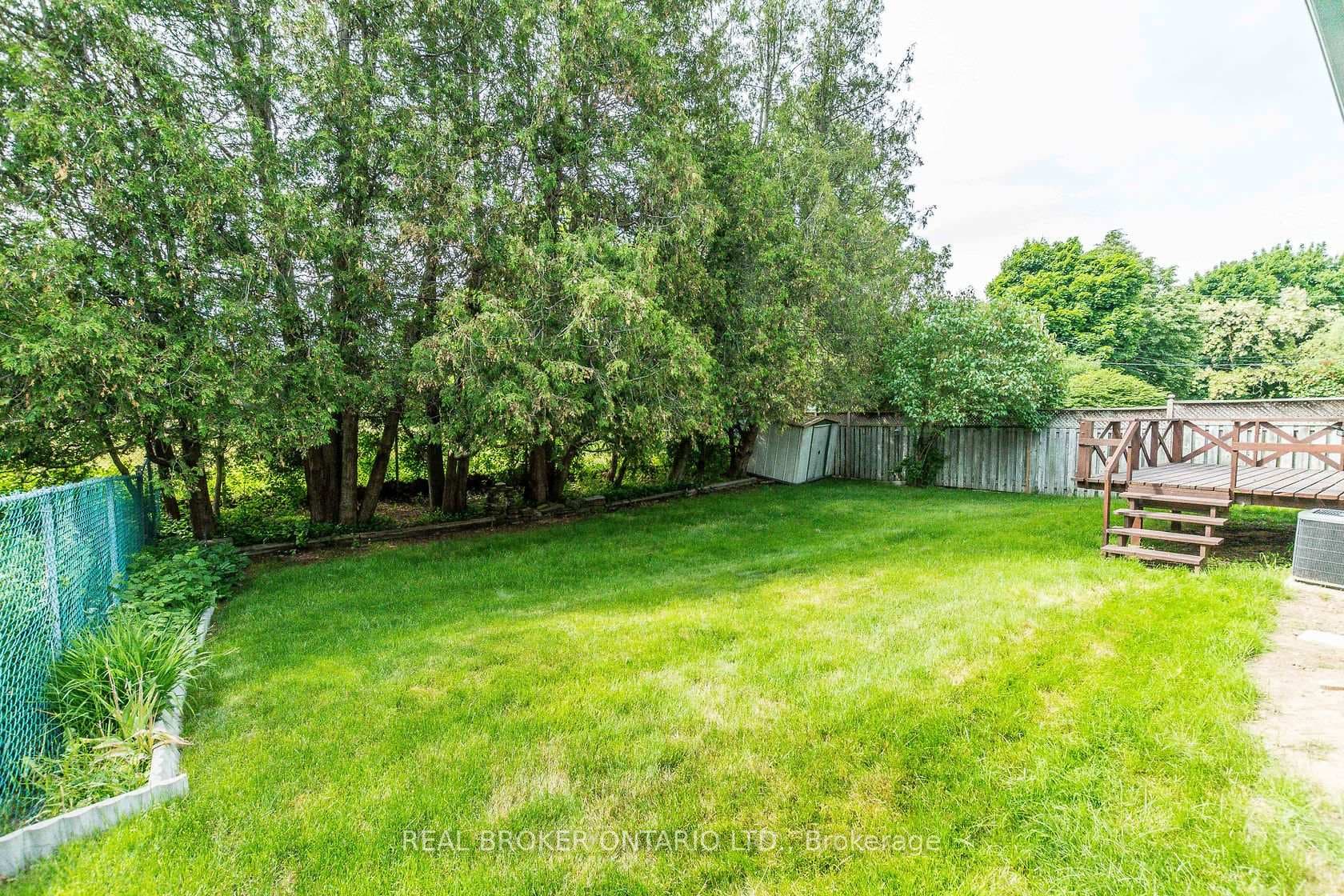 1821 Truscott Drive Unit UPPER photo 34