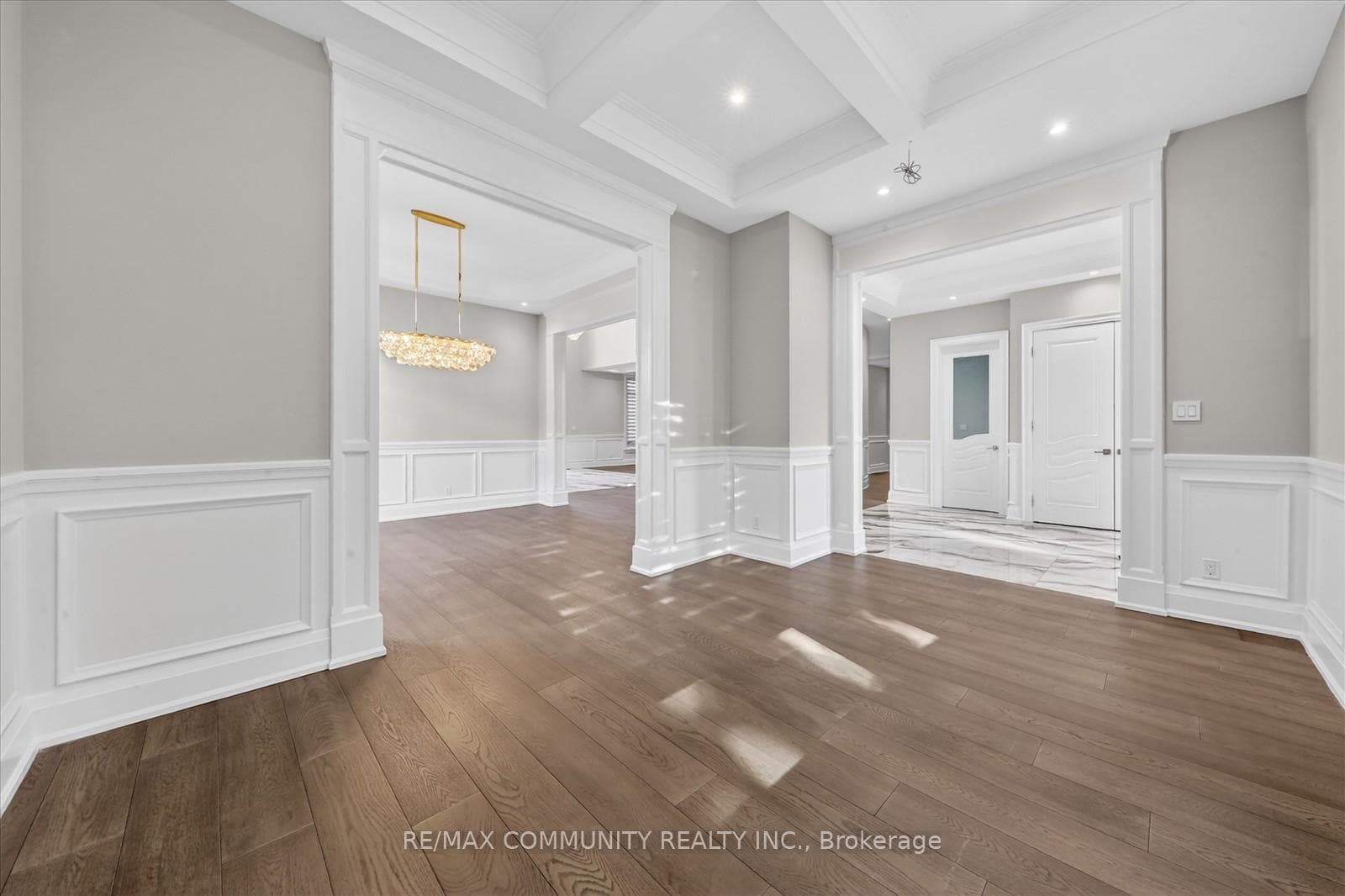154 Burkholder Street photo 17