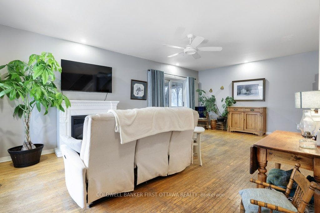 3968 Diamondview Road photo 7