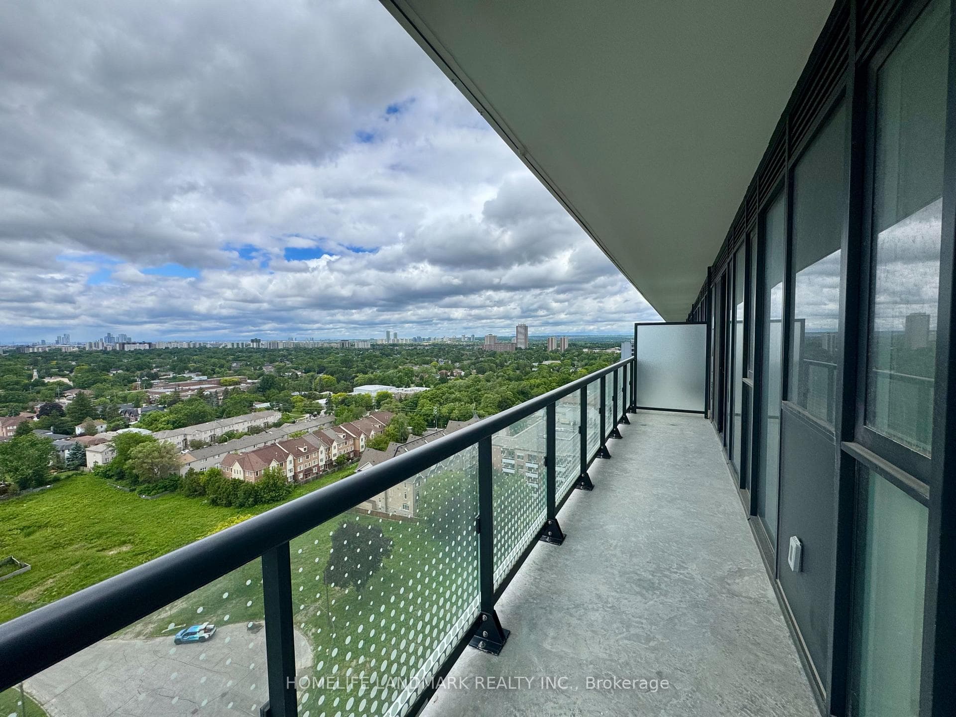 5858 Yonge Street Unit 1823 photo 13