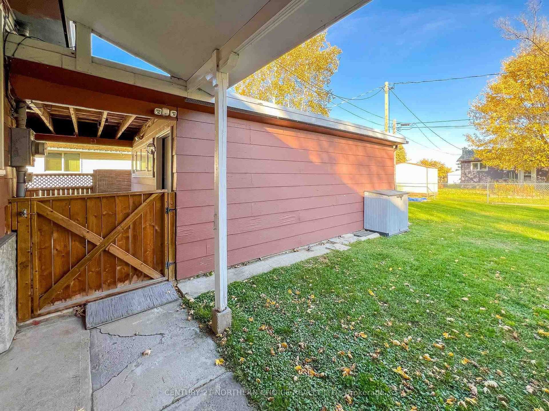 99 Drewry Drive photo 10