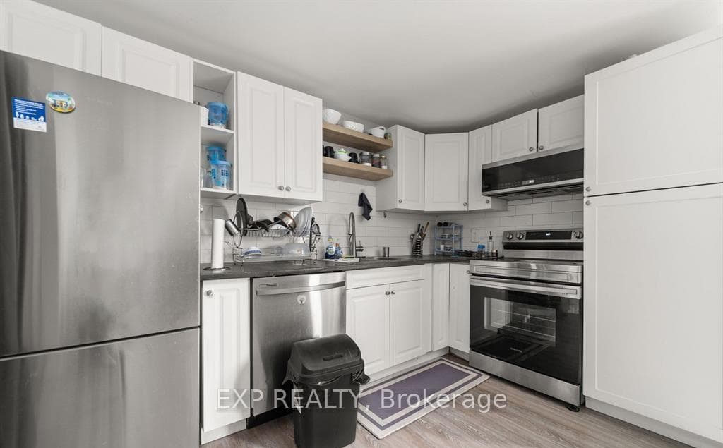 89 College Street Unit Unit B photo 2