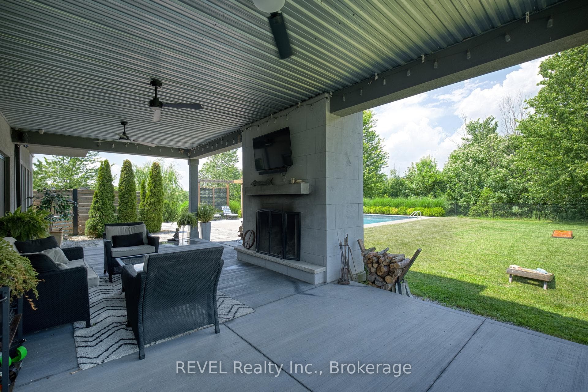 1009 Canboro Road photo 43