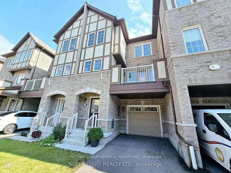 17 Bluegill Crescent photo 1