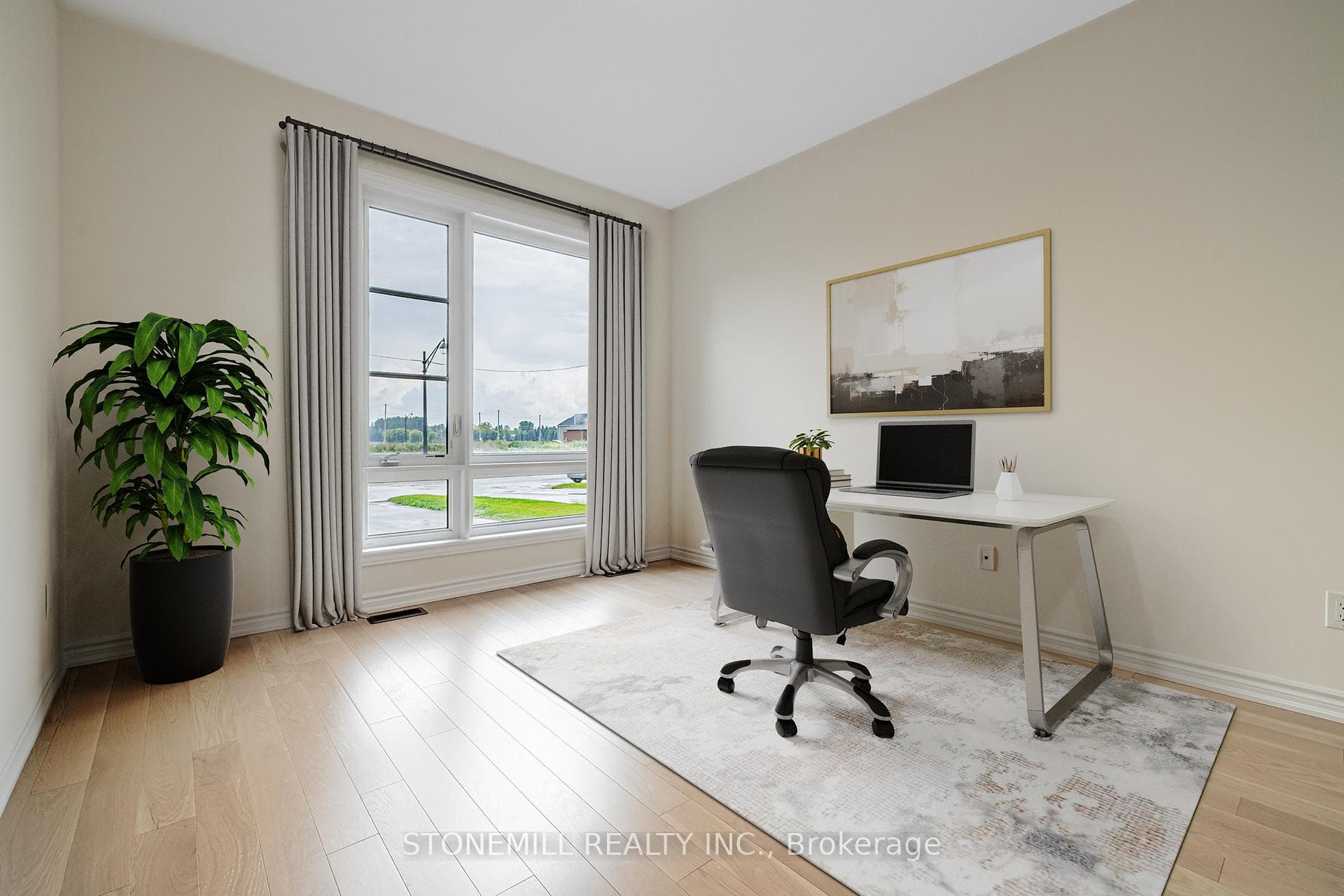 35 Edgar Avenue photo 6