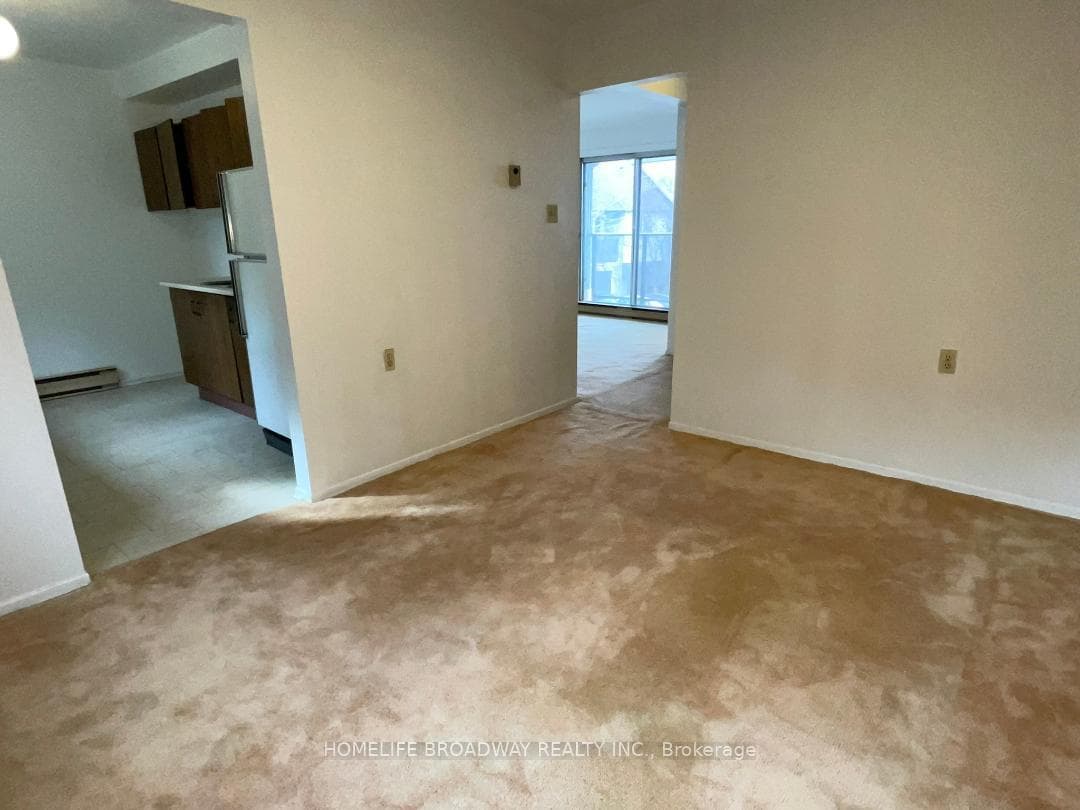 75 BLACKWELL Avenue Unit 42 photo 15