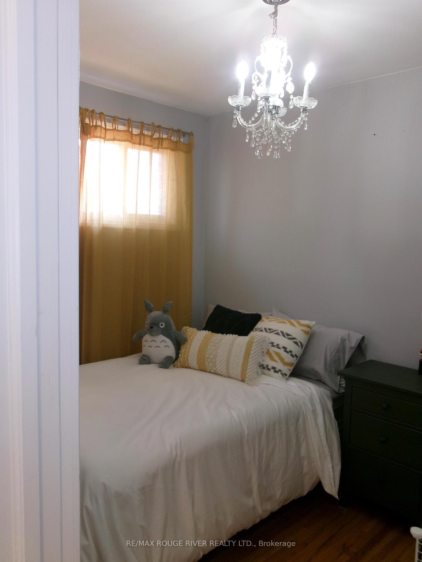300 Rosedale Drive photo 9