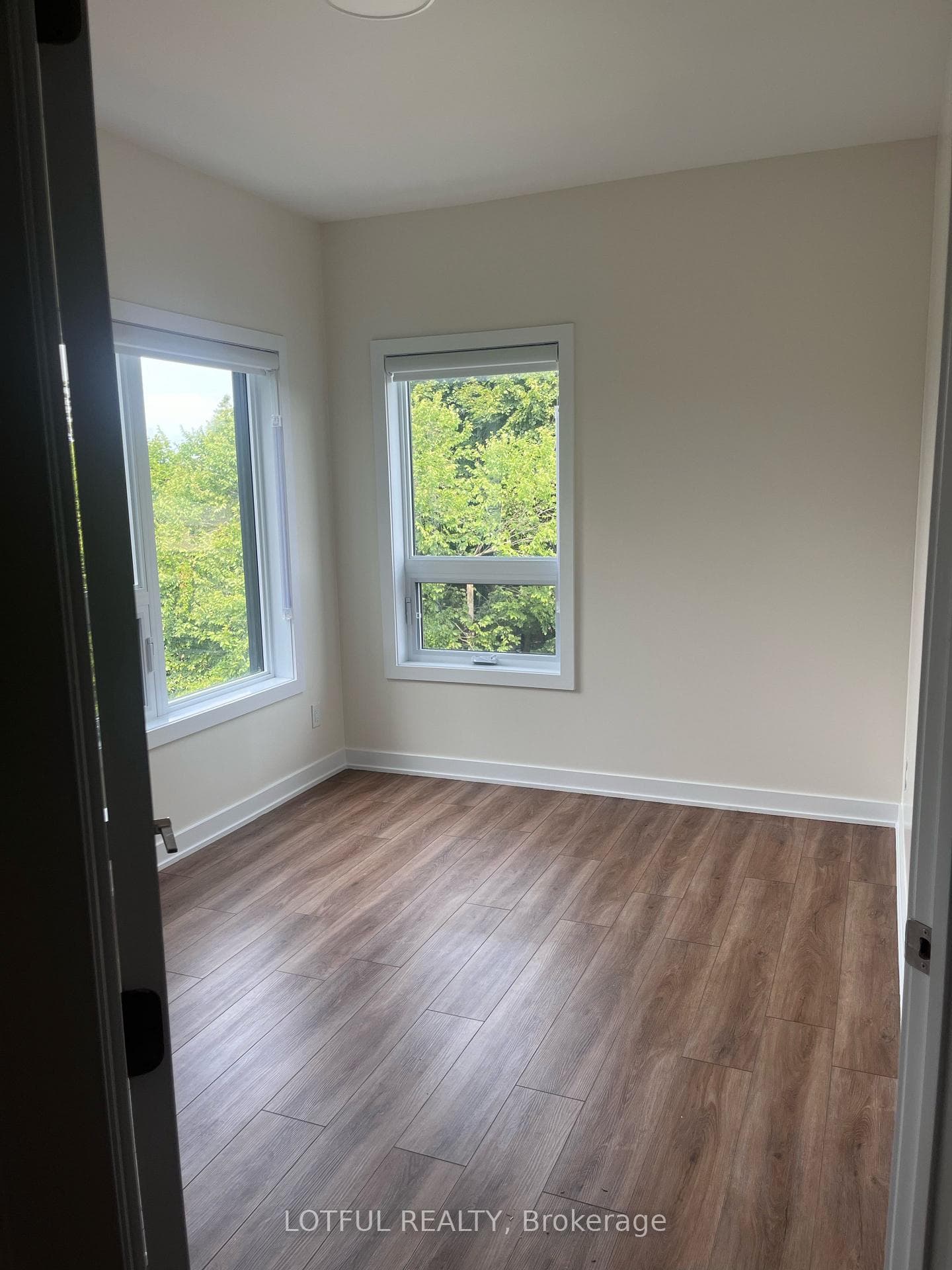 630 Churchill Avenue Unit 103 photo 13
