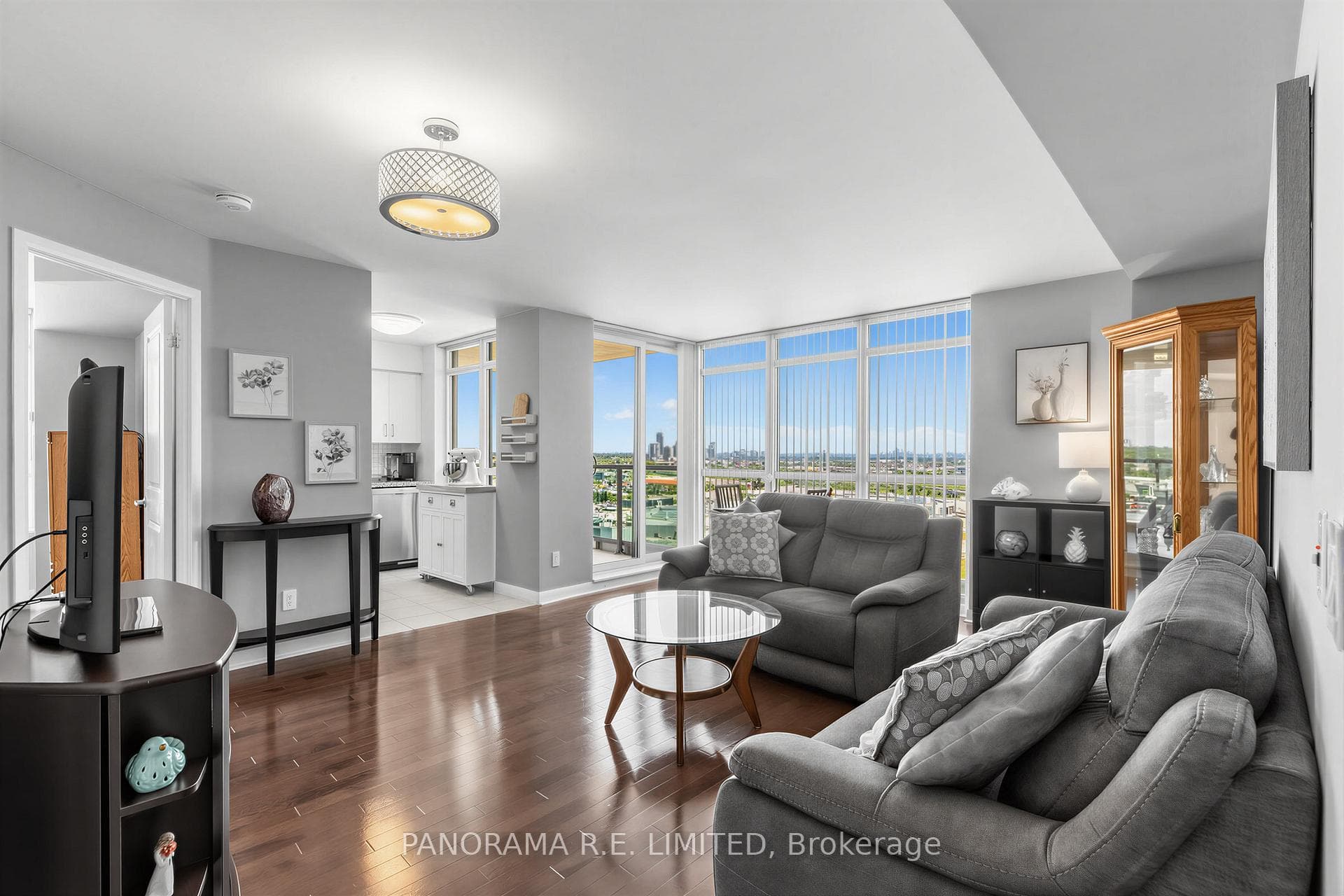 235 Sherway Gardens Road Unit 1810 photo 1