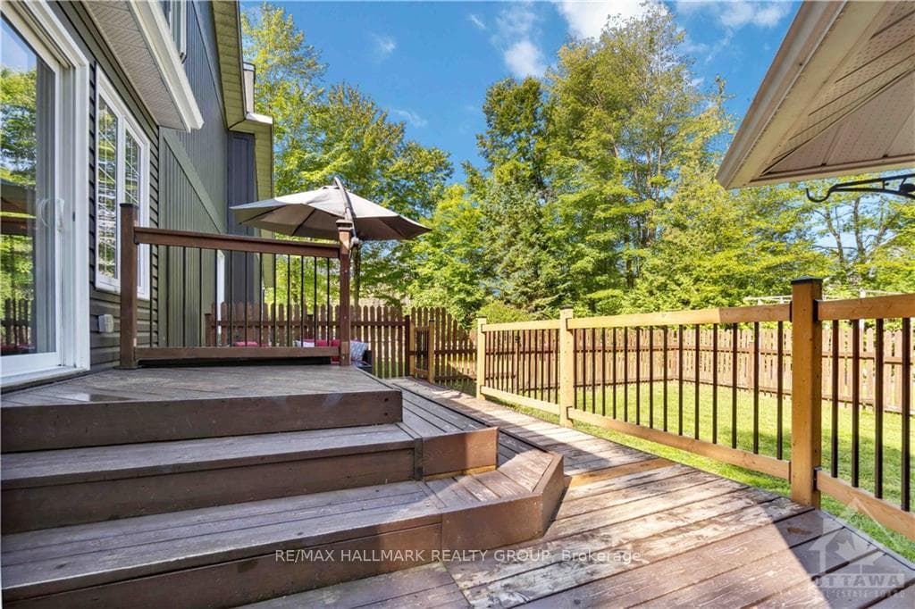 1835 BOUVIER Road photo 22