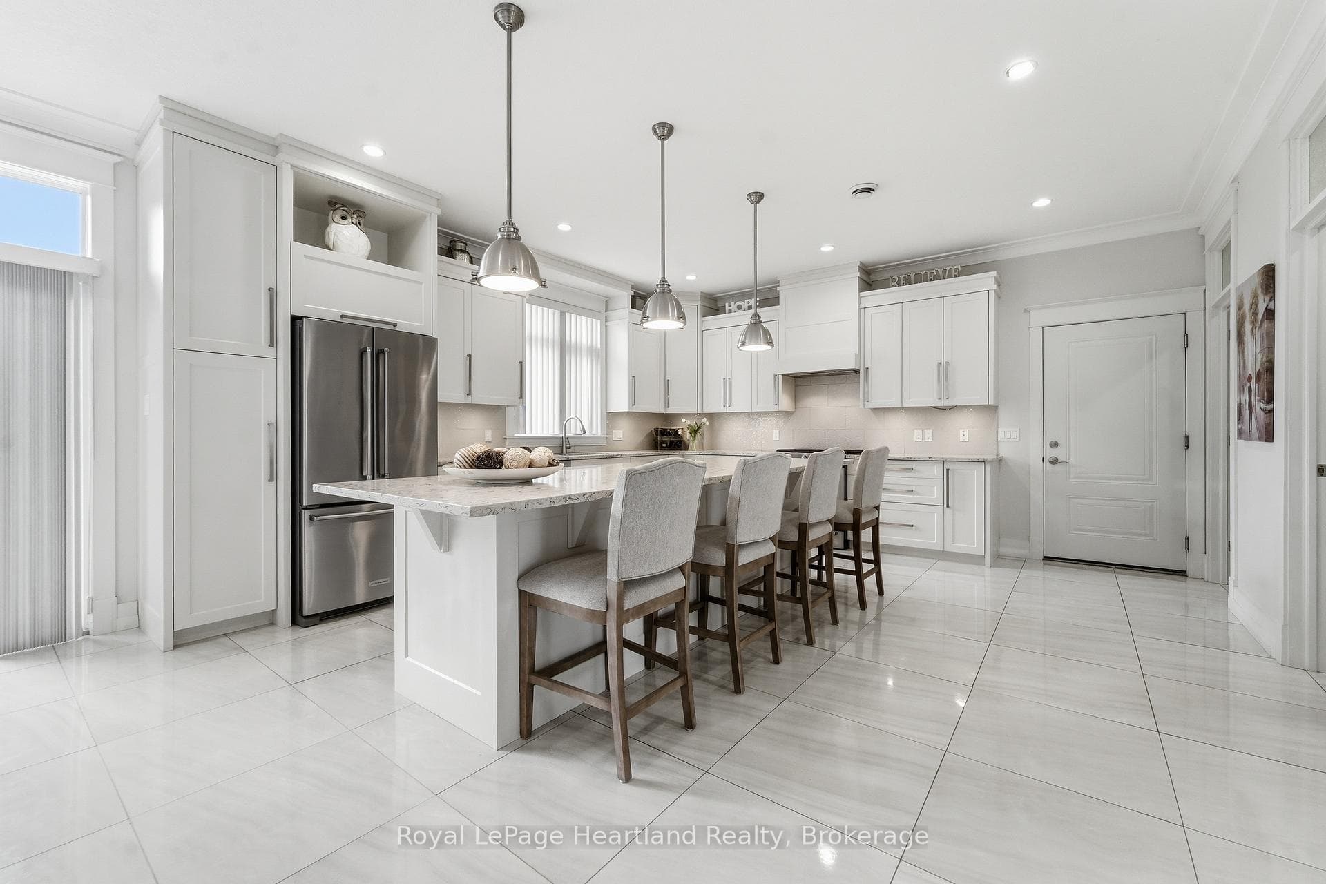305 Mary Street photo 10