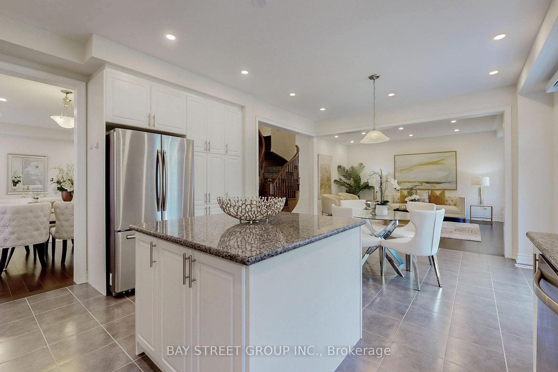 62 Kashani Court photo 11