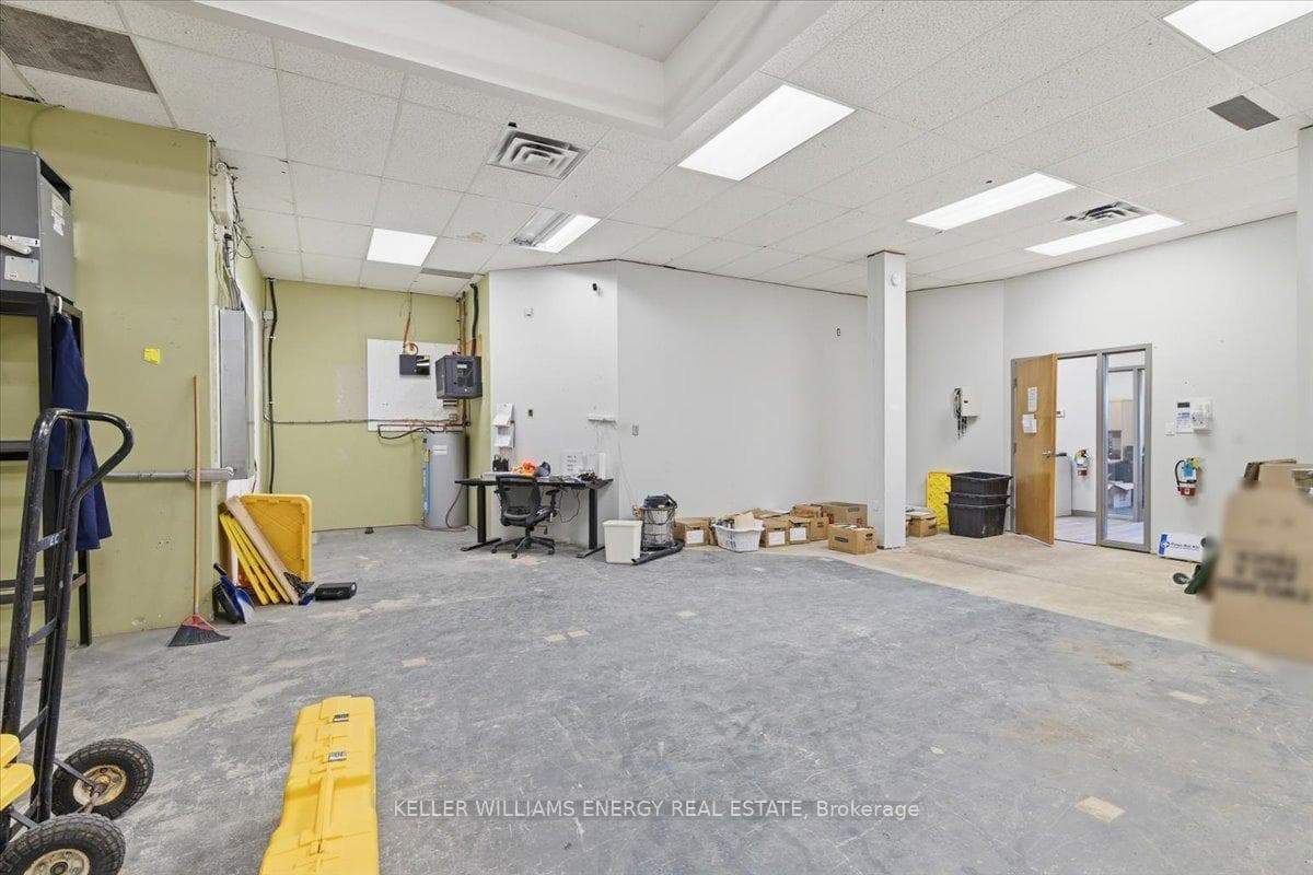 1143 Wentworth Street Unit 100 photo 9
