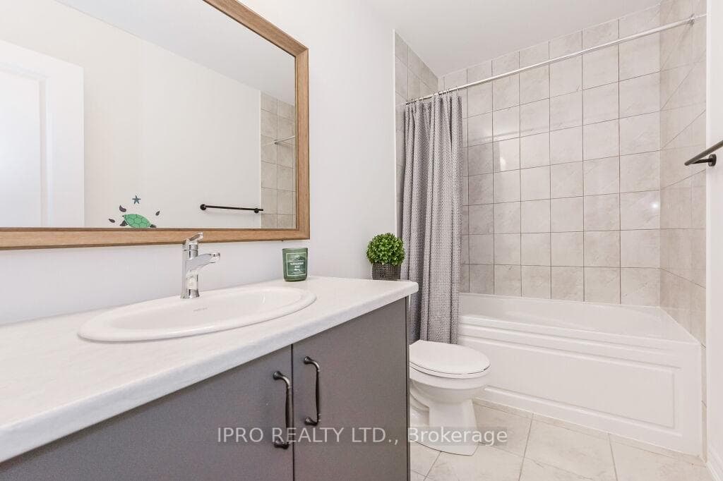 70 Edminston Drive photo 25