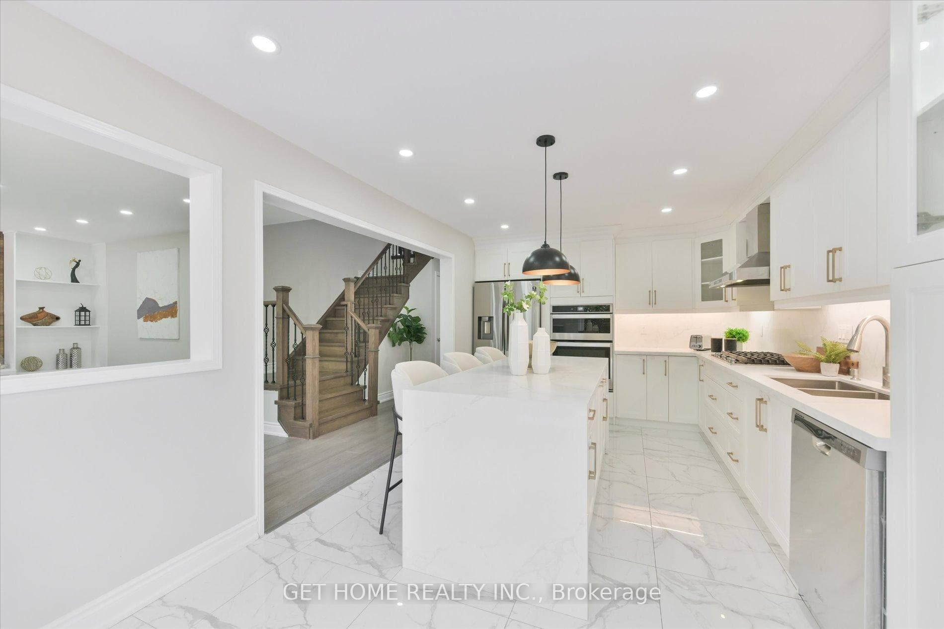 13 Sedgewick Circle photo 15