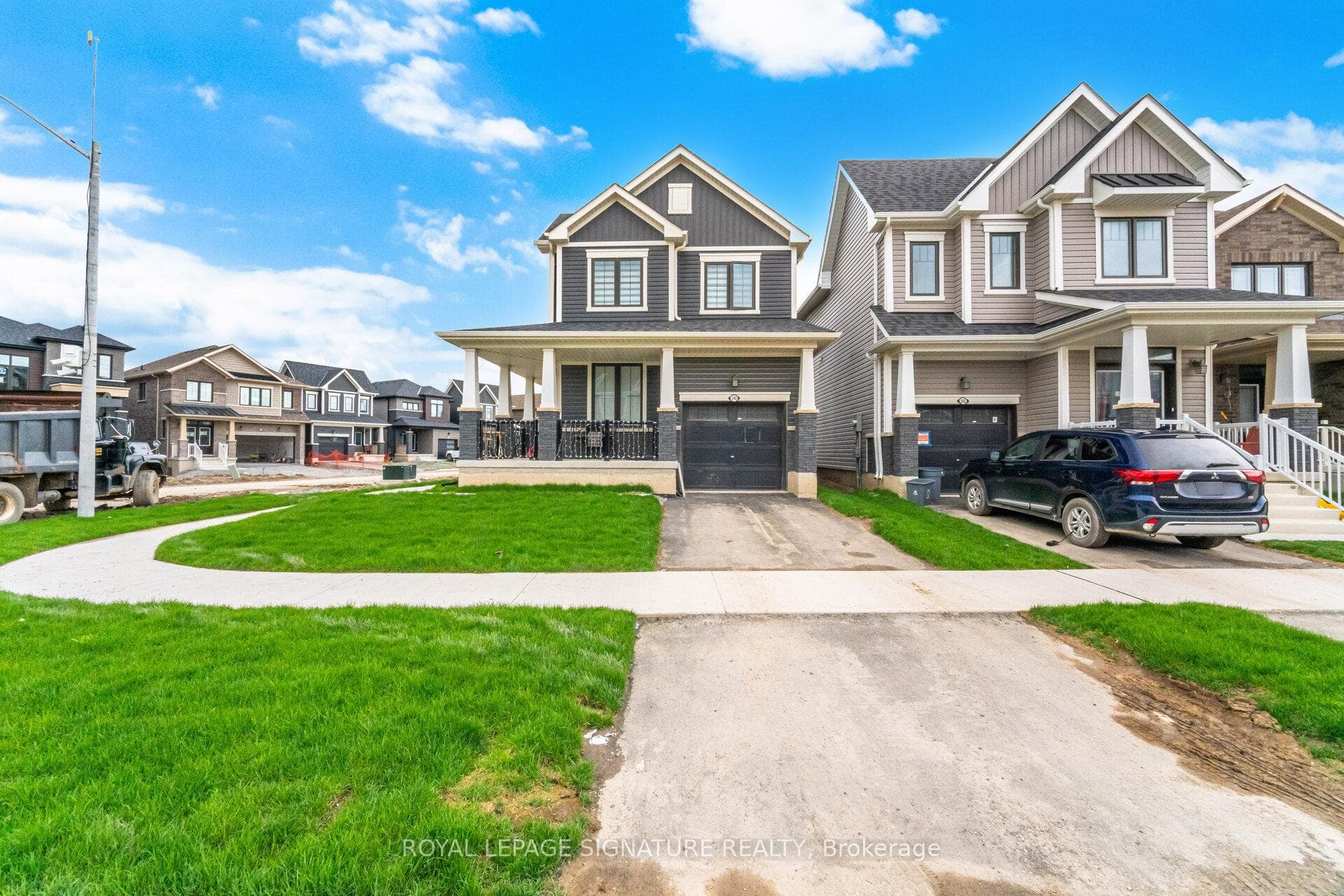 240 Velvet Way photo 2