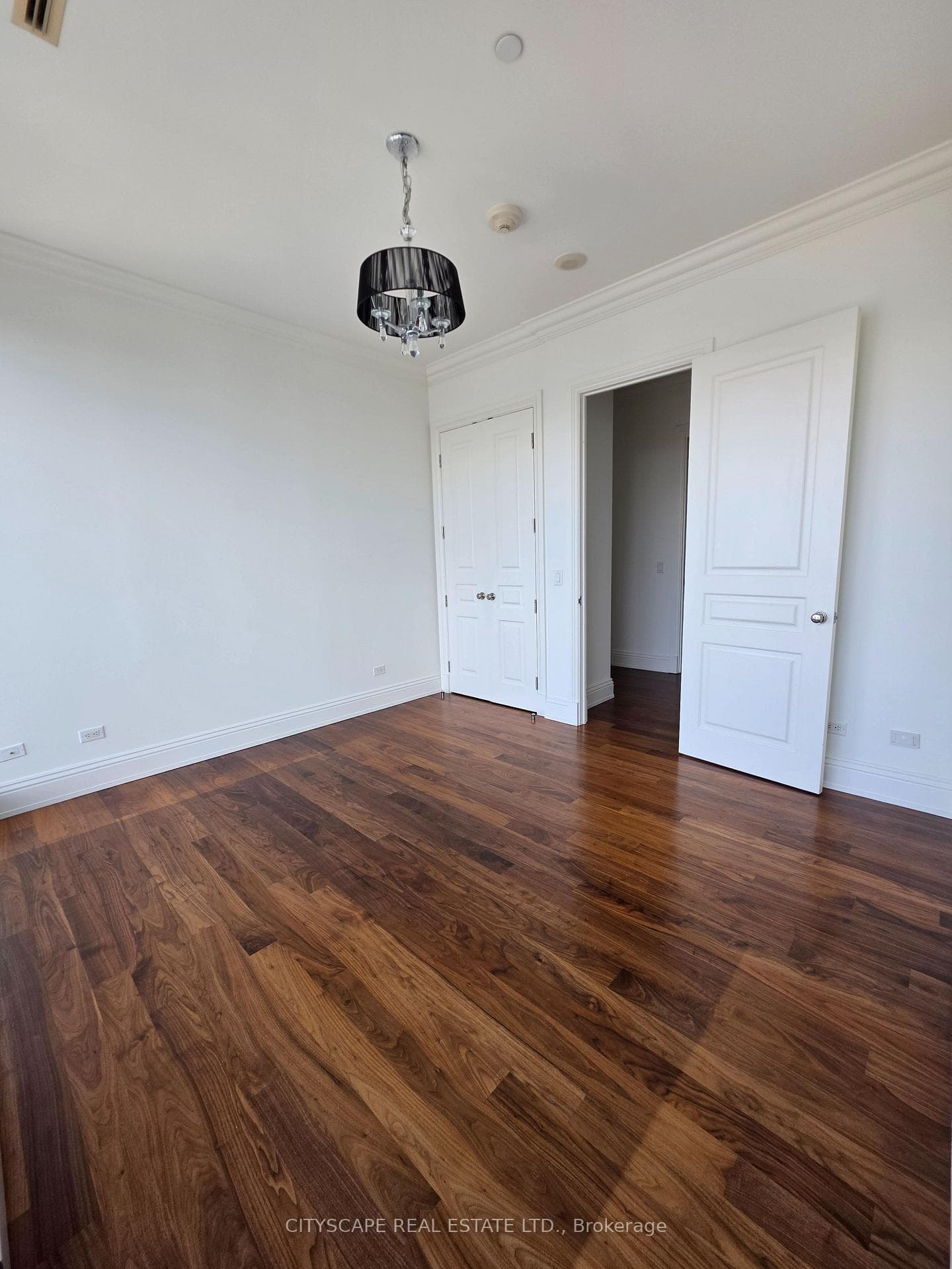 183 Wellington Street Unit 4002 photo 14