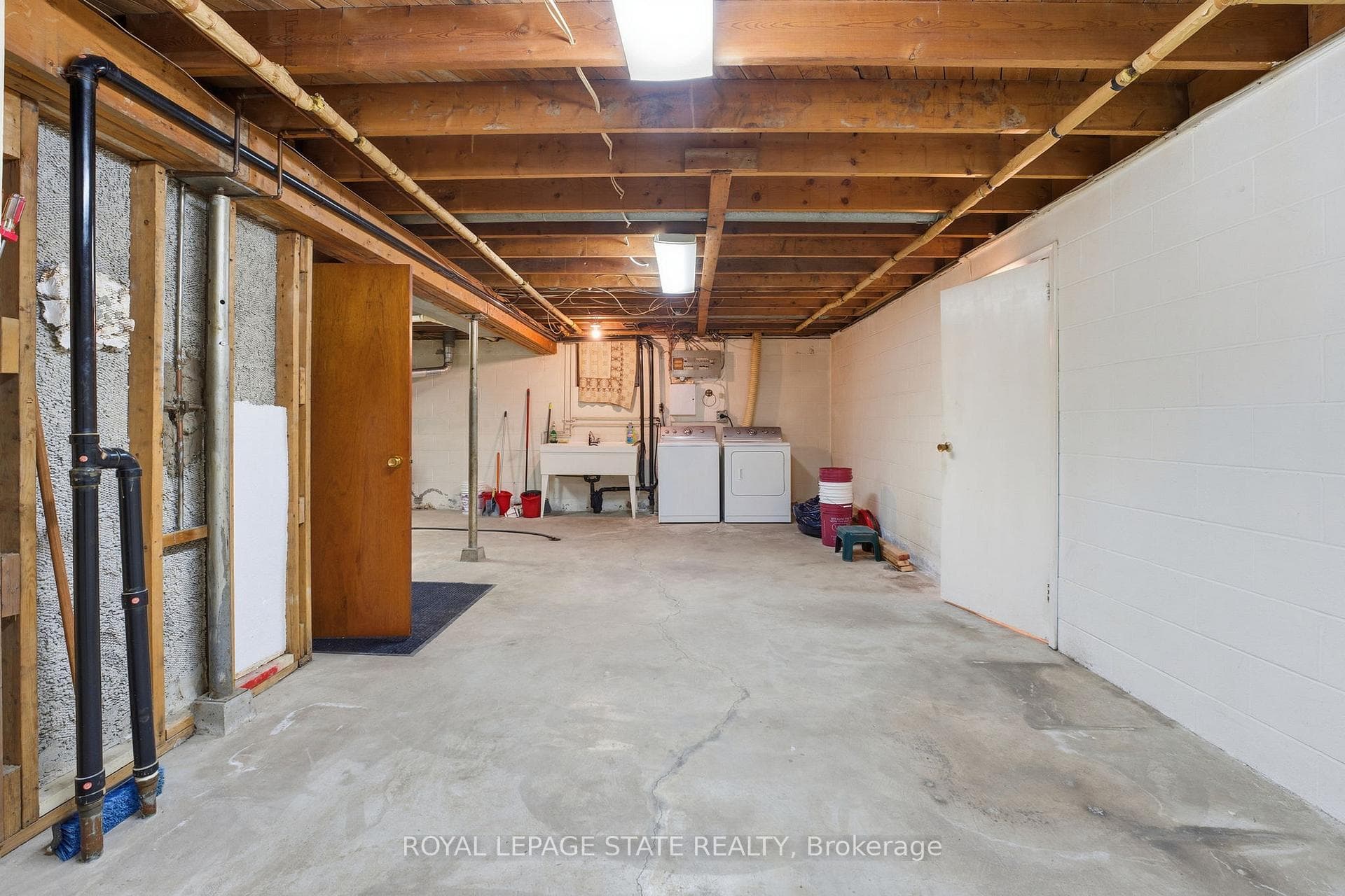 156 Kentley Drive photo 26