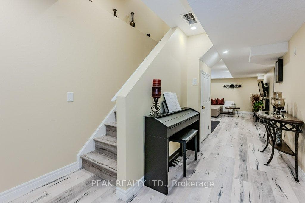 916 Atlantic Boulevard photo 24