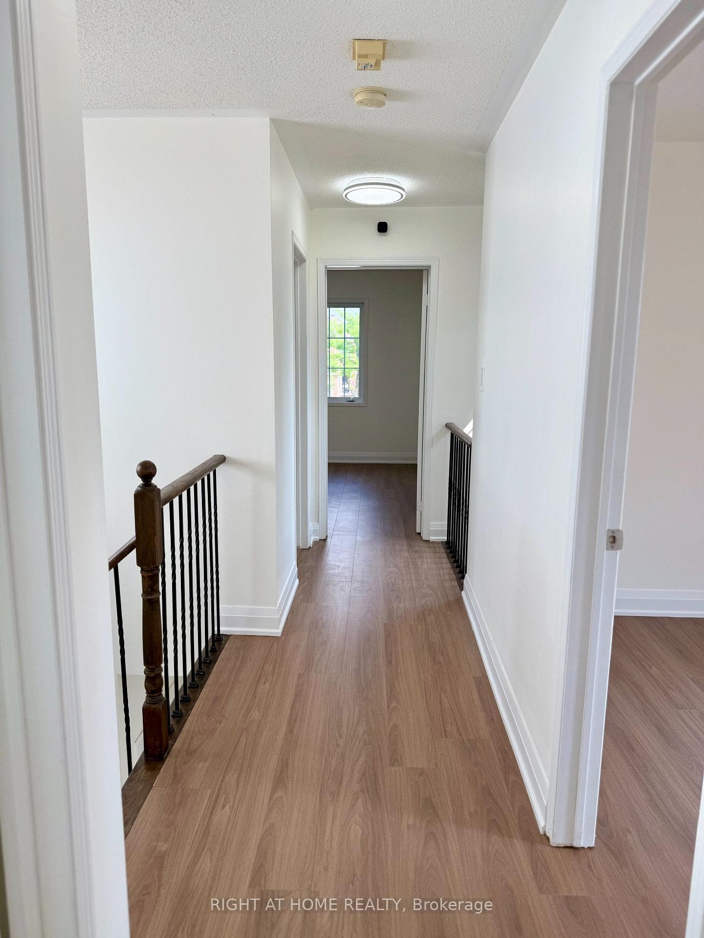 32 Hocken Court photo 12