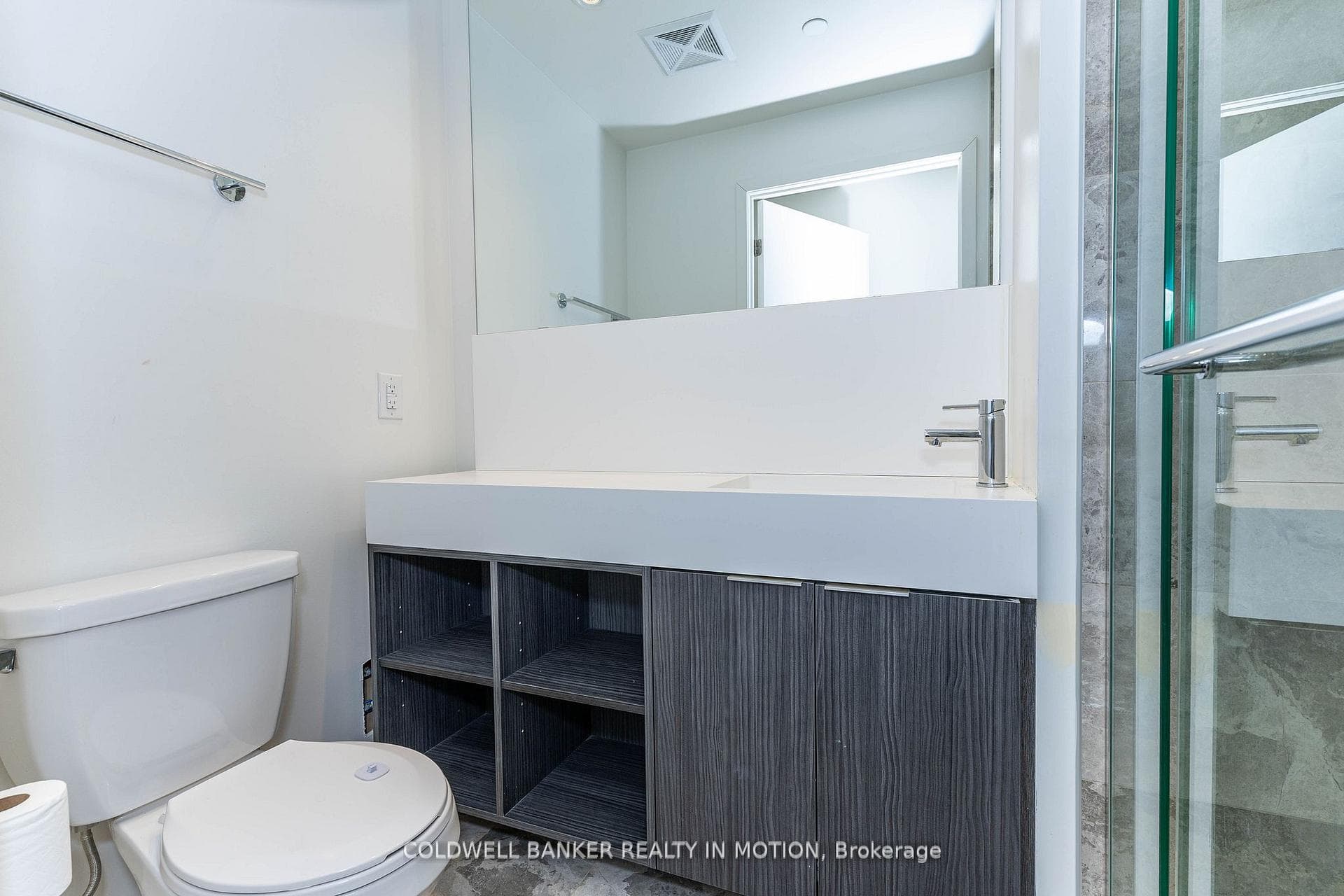 15 Lower Jarvis Street Unit 1710 photo 13