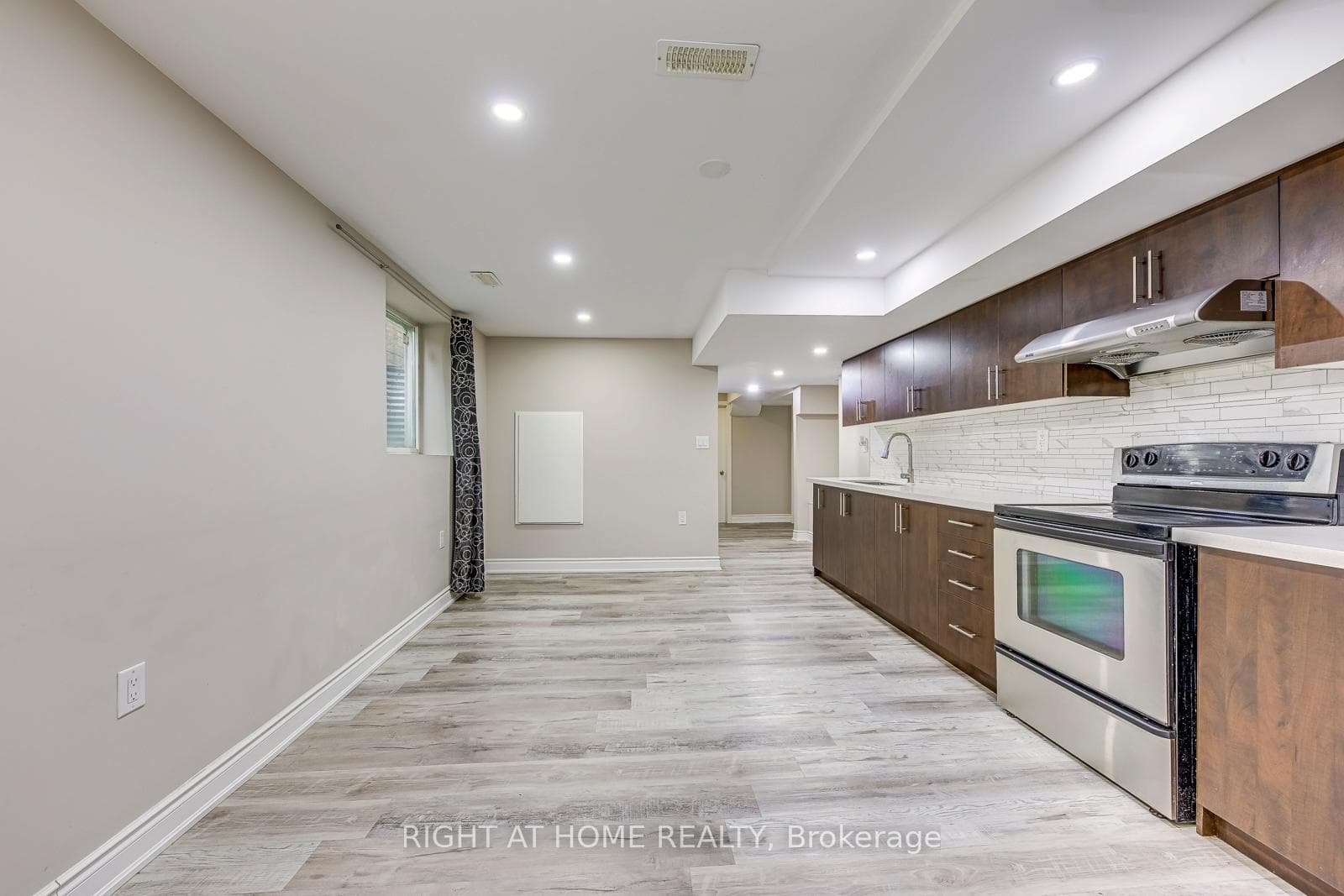 Kitchen / living