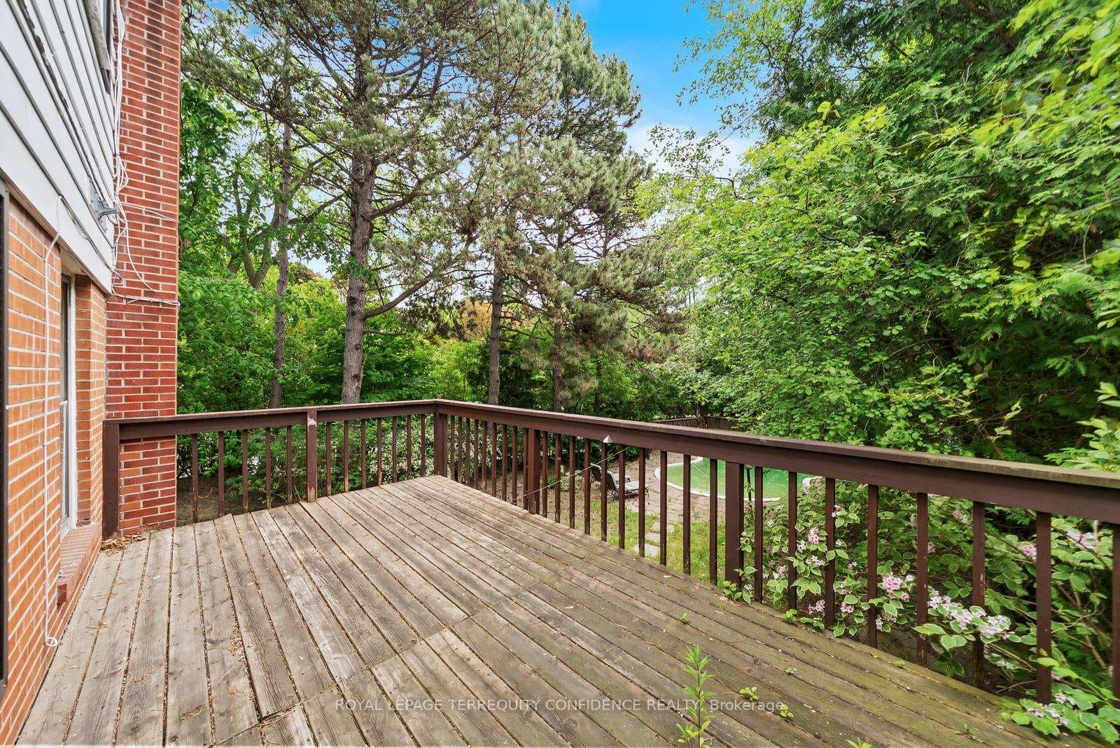 1 Toba Drive photo 43