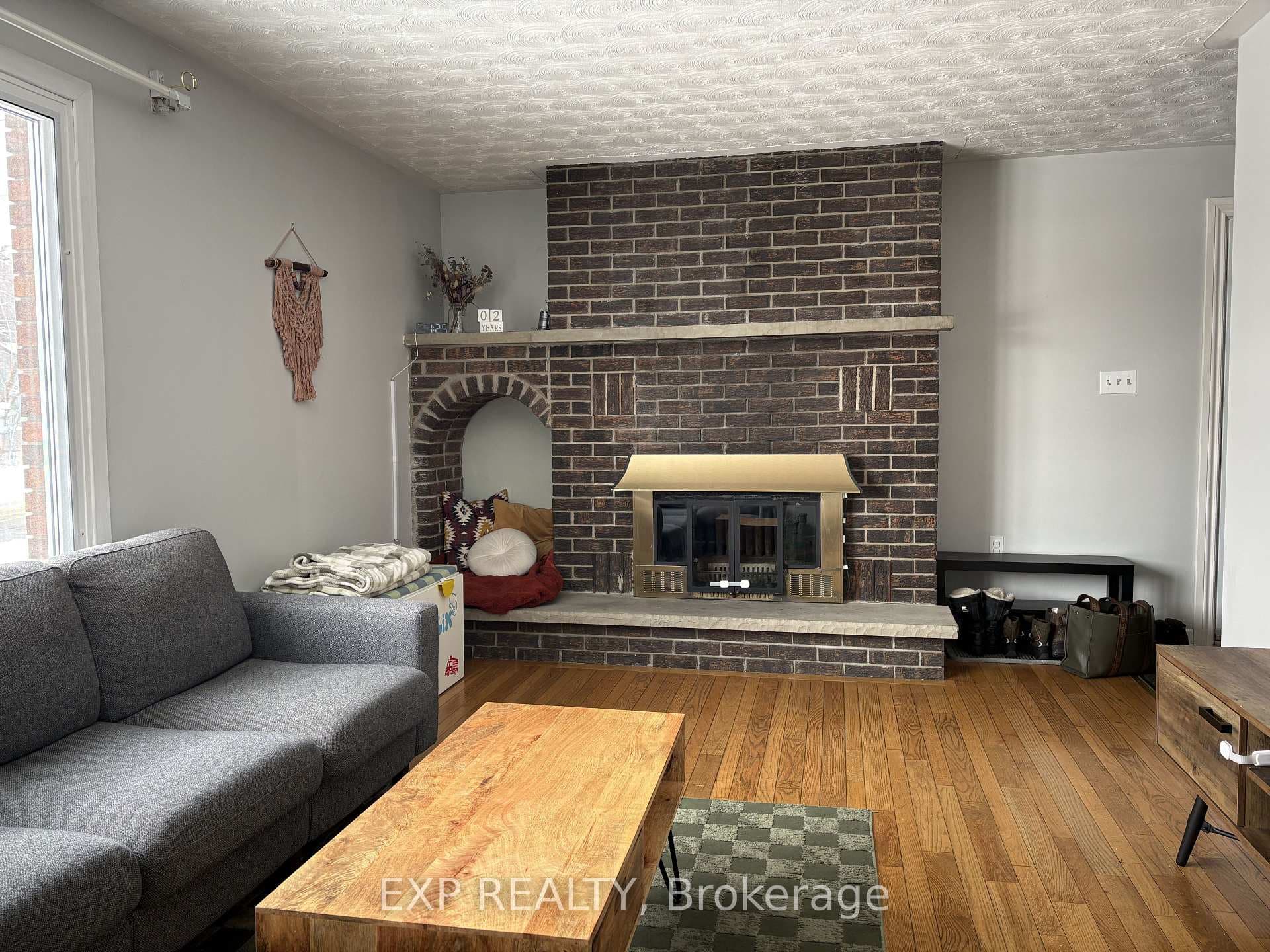 Wood-fired fireplace