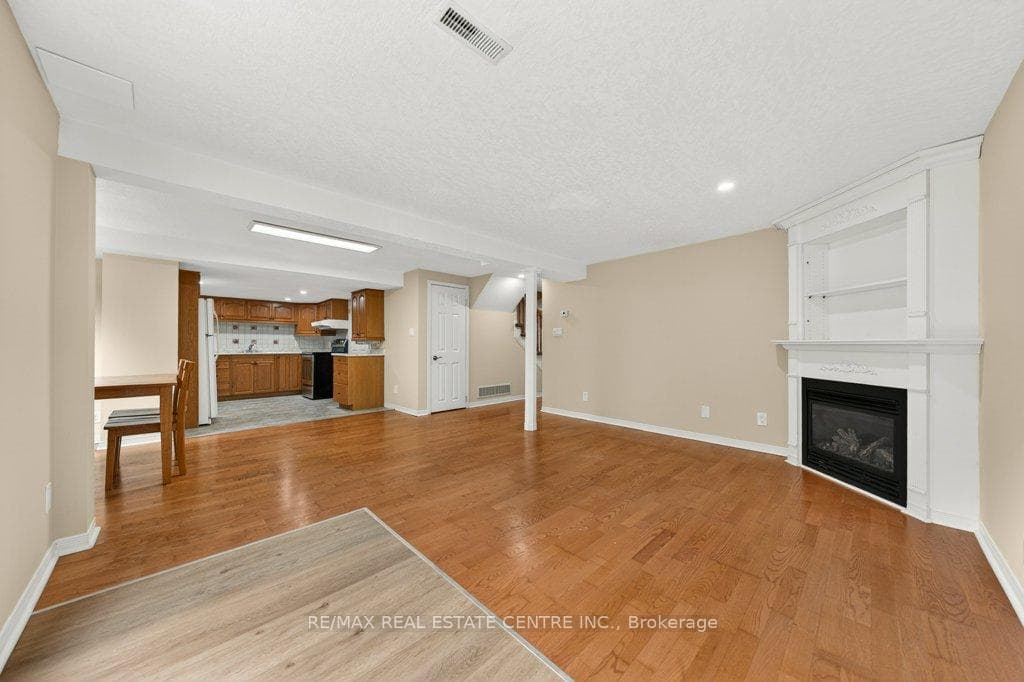 40 Old Maple Lane photo 31