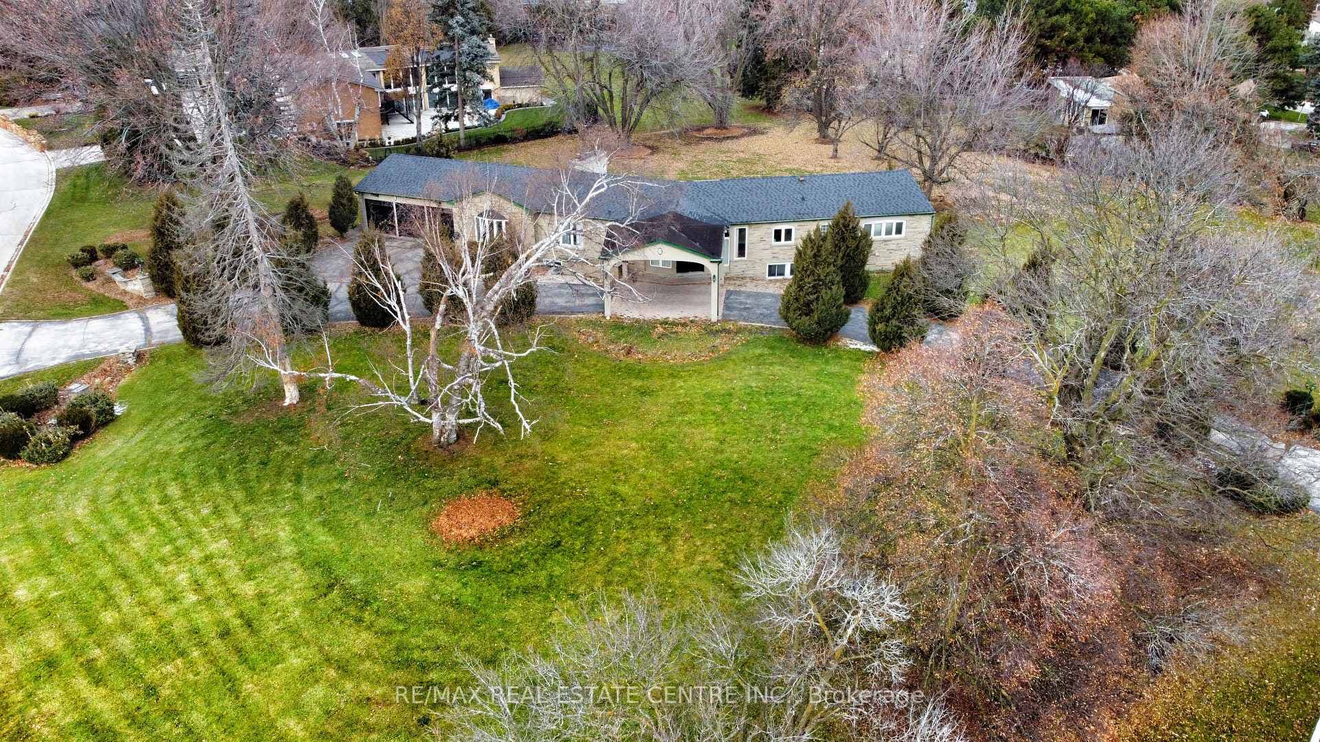 20 Crescent Hill Drive photo 3