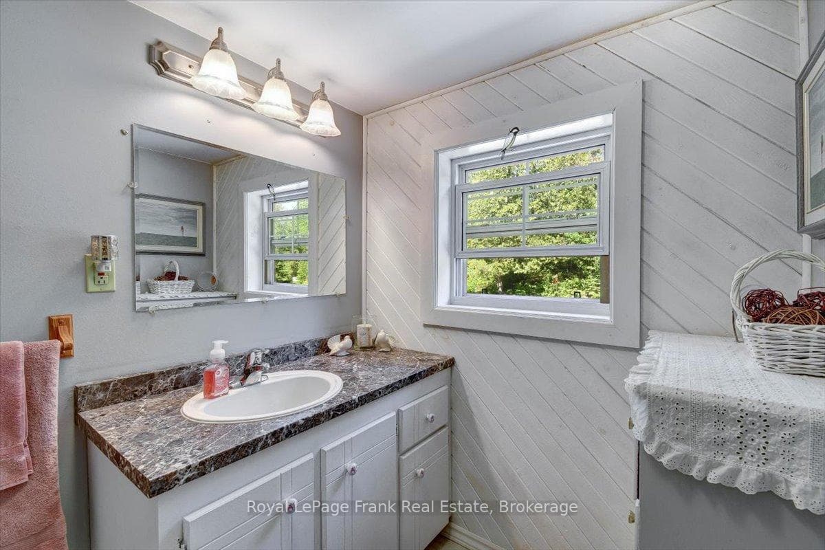 2523 Old Hastings Road photo 38