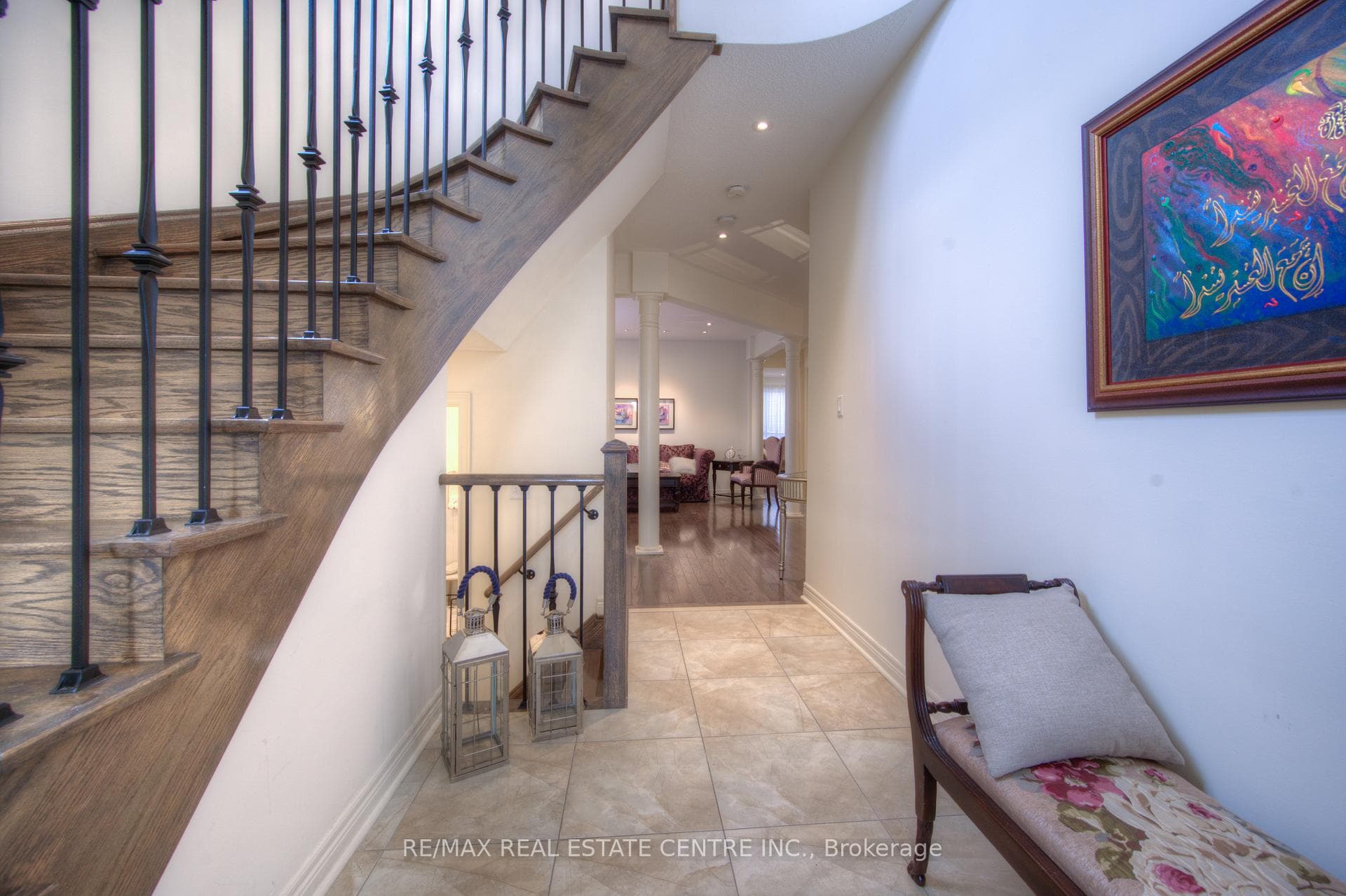 442 Cedric Terrace photo 3