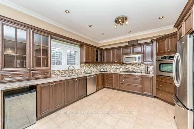 230 Paisley Boulevard Unit 40 photo 7