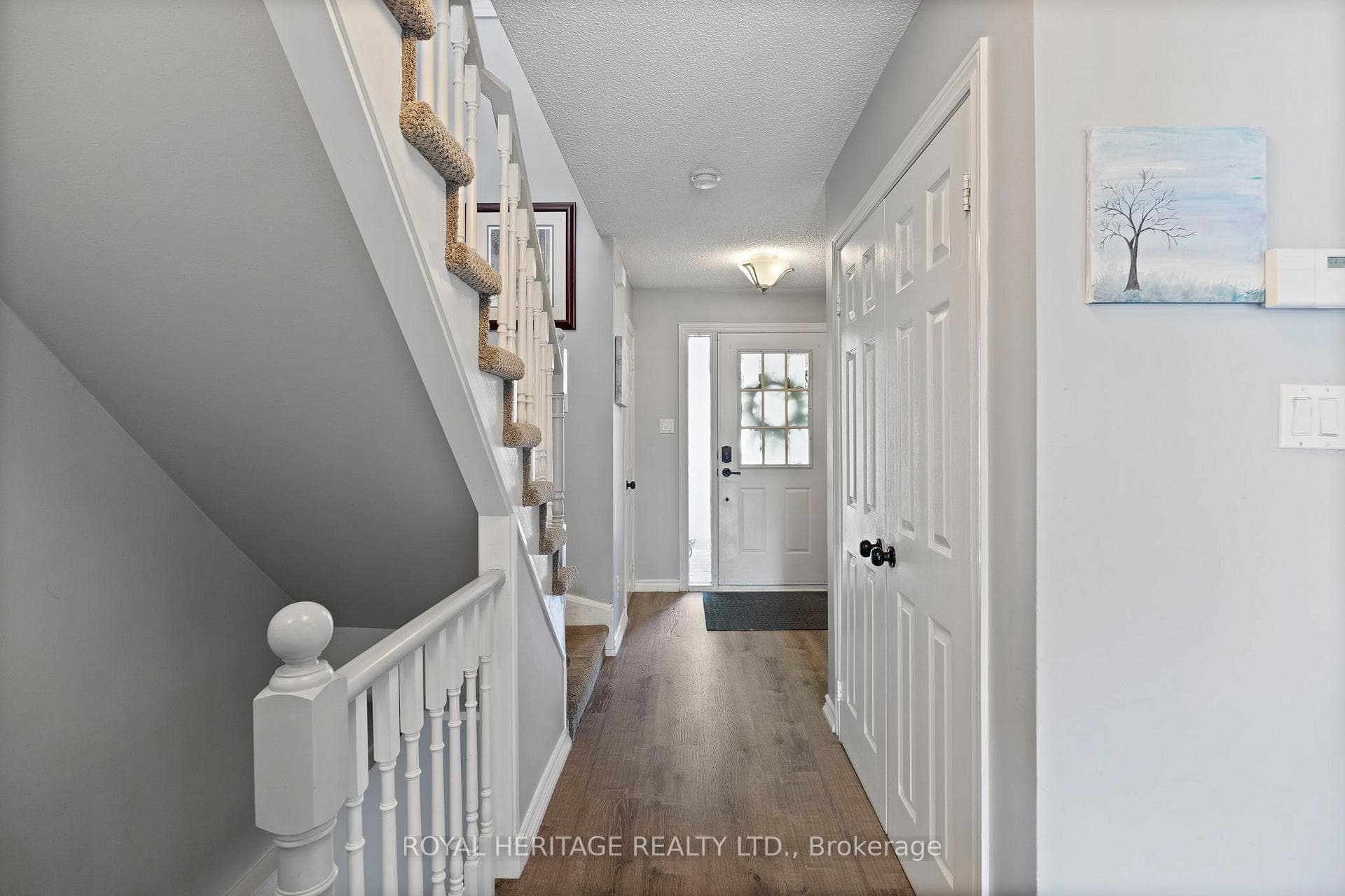20 SKYBIRD Lane photo 6