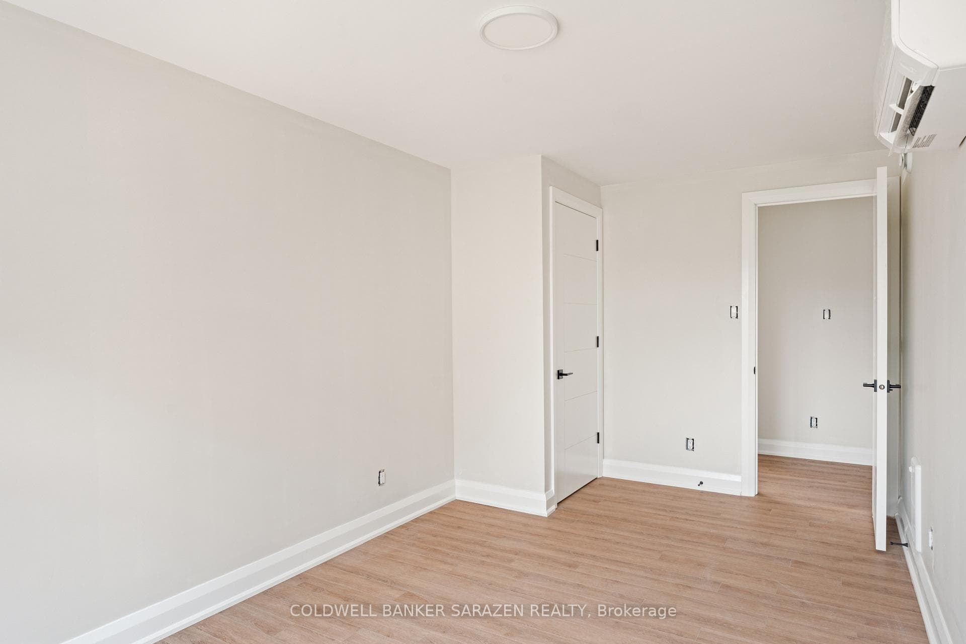 10 MCARTHUR Avenue Unit 301 photo 19