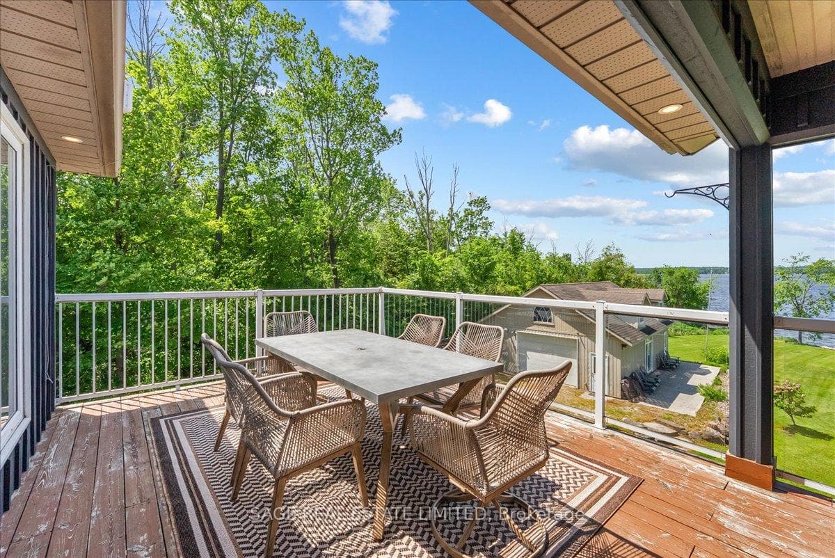 1634 Morris Avenue photo 31