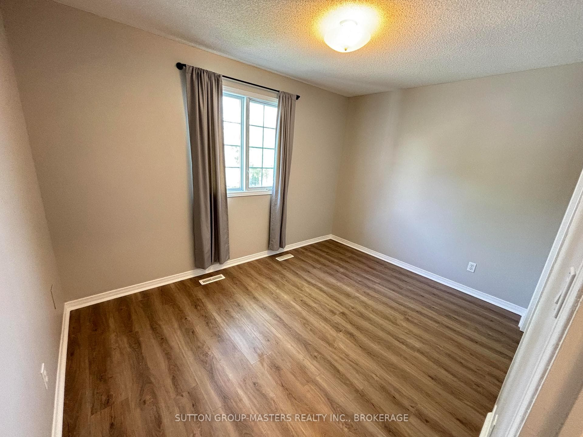 Upstairs bedroom #3