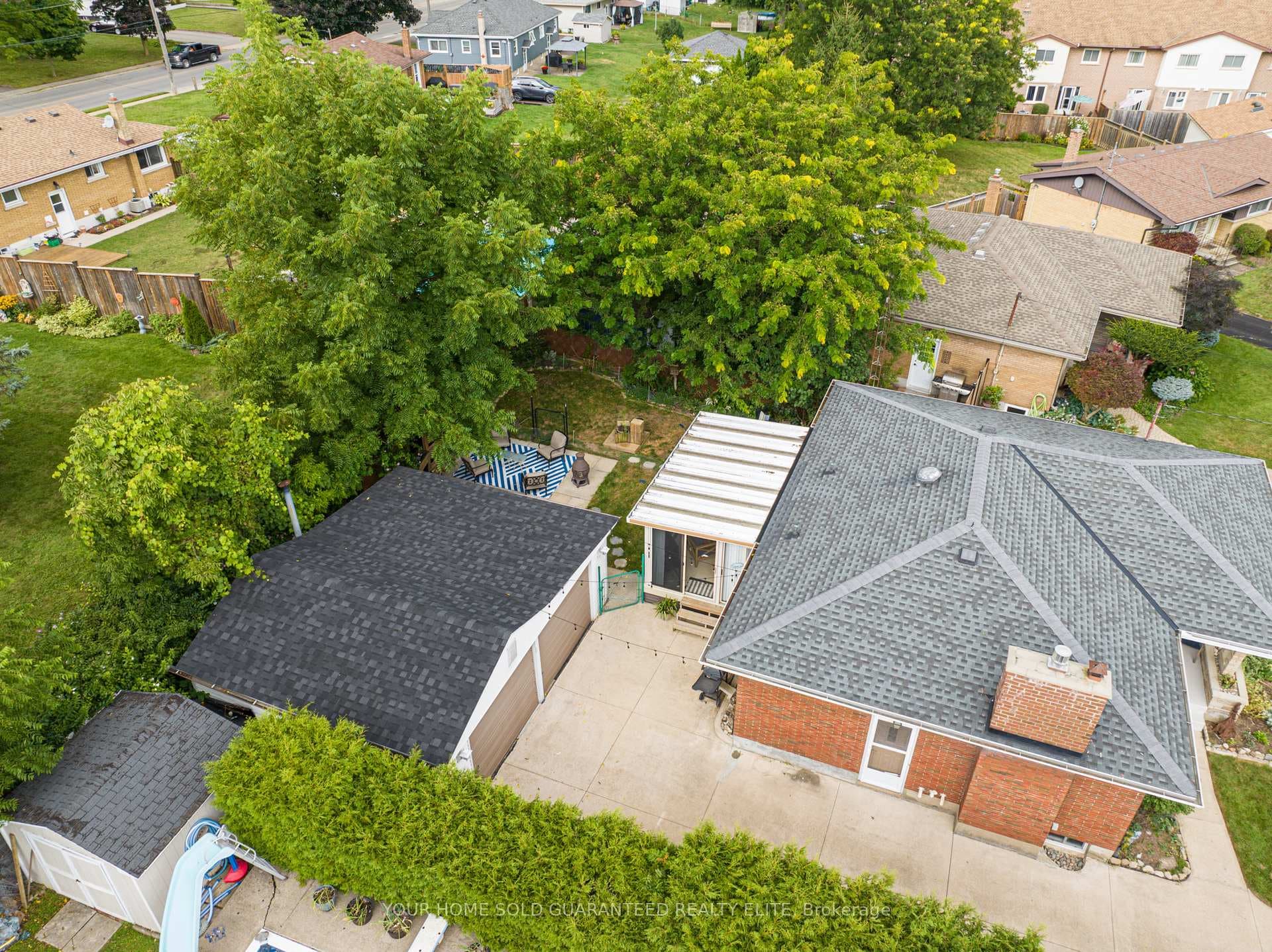 3085 Kingswood Crescent photo 29