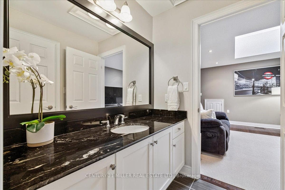 3353 Liptay Avenue Unit 14 photo 30
