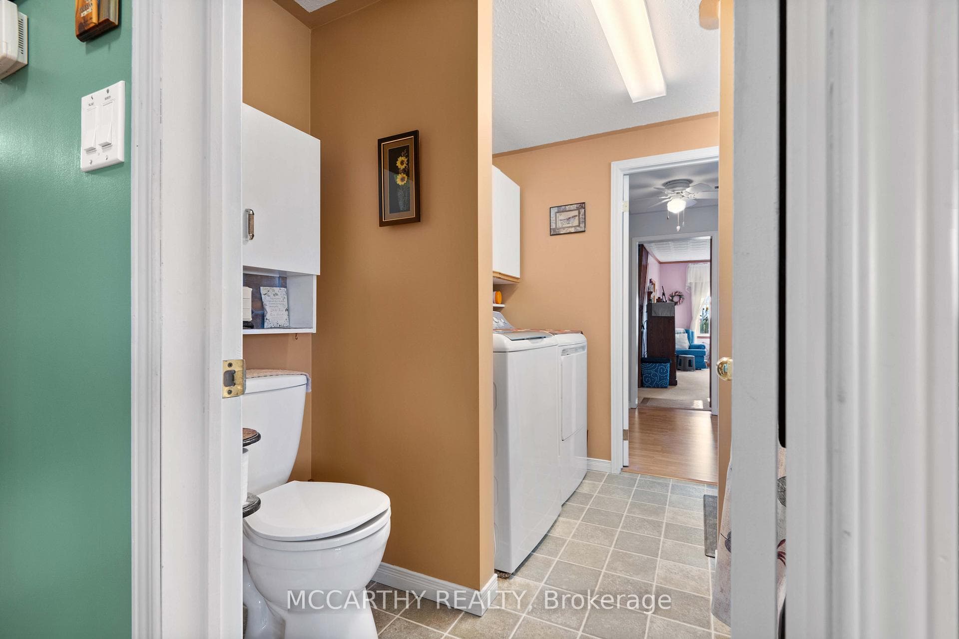 Main Floor 4 Piece Bath combined with Laundry