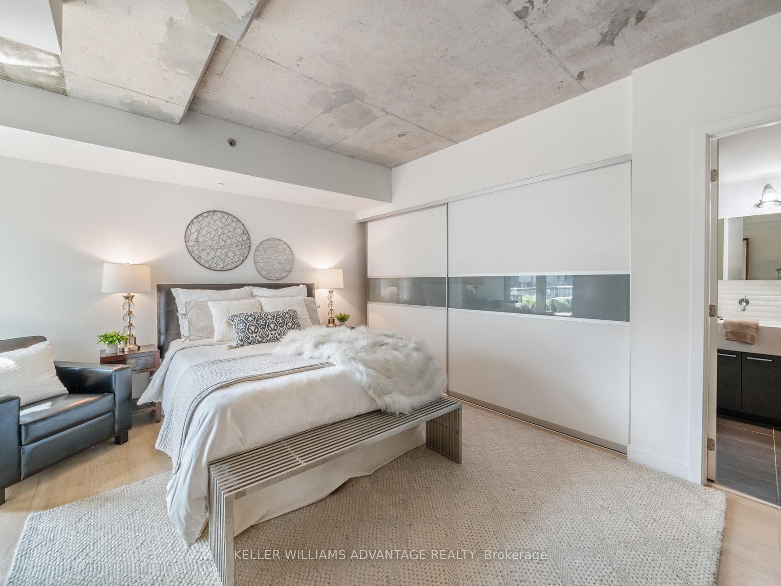 55 Stewart Street Unit 607 photo 16