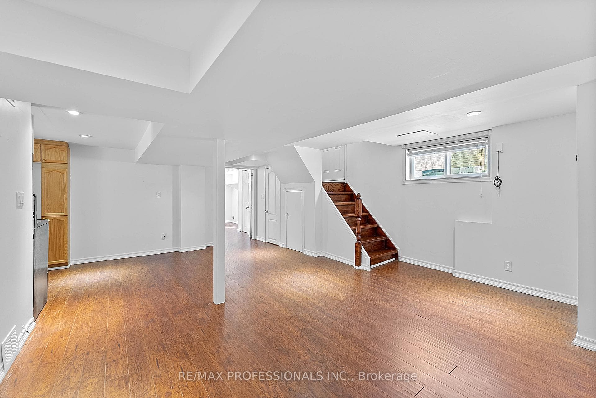 46 Stock Avenue photo 26