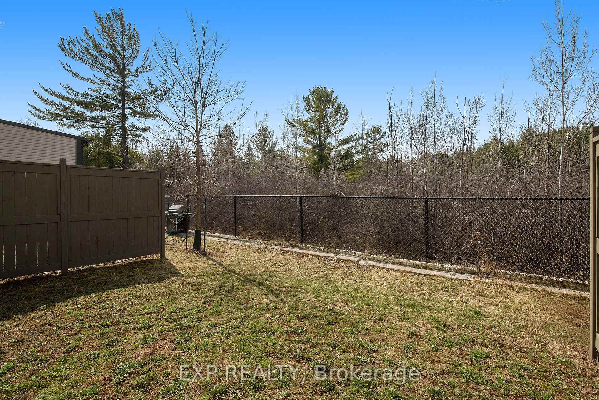 141 Maestro Avenue photo 27