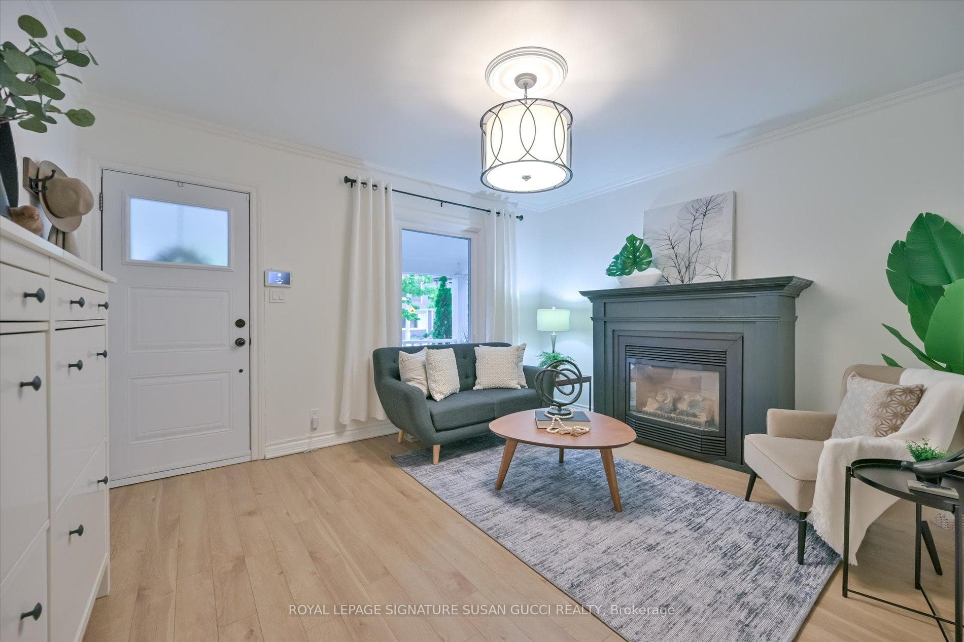 208 Oak Park Avenue photo 4