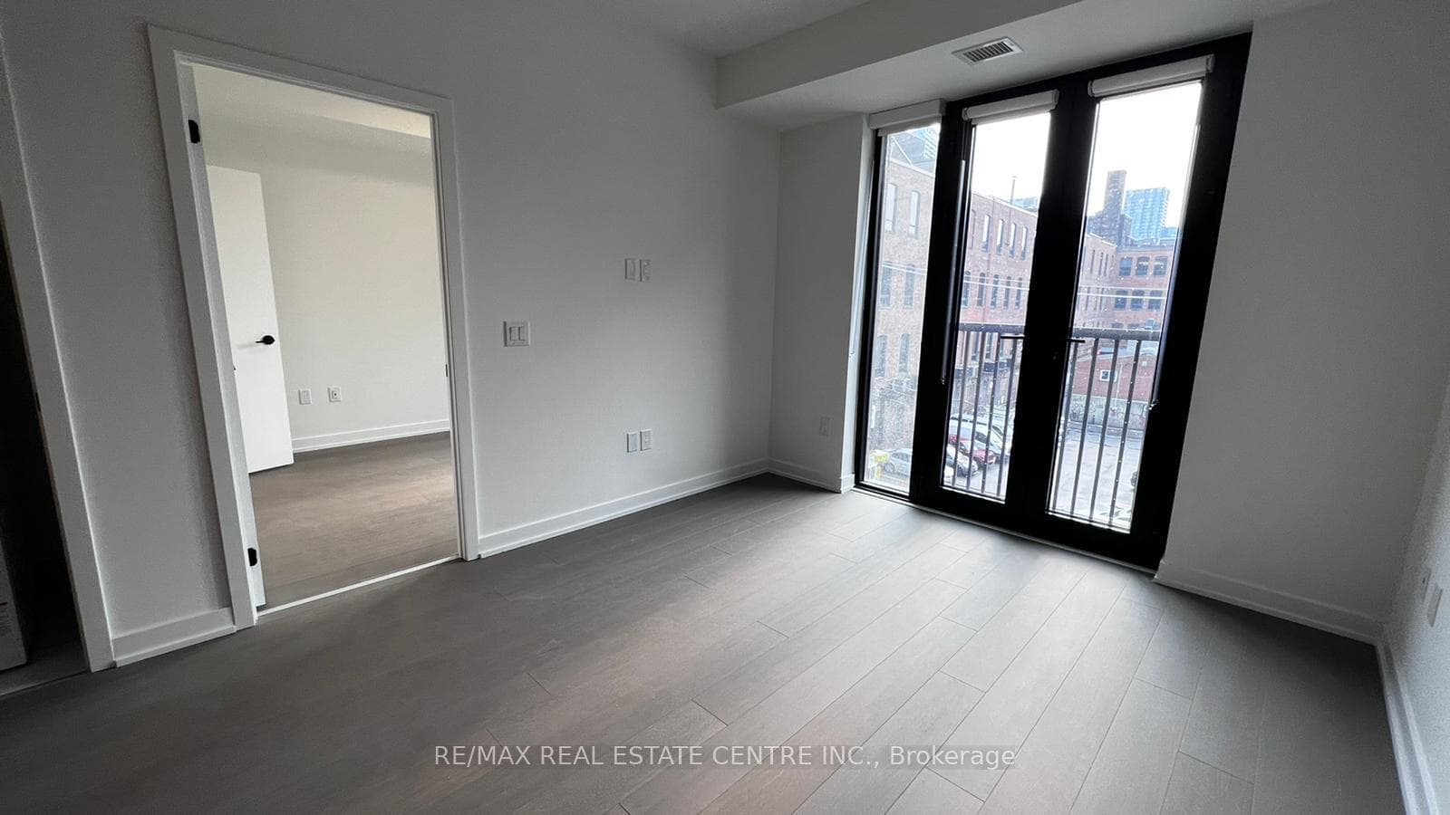 123 Portland Street Unit 309 photo 7