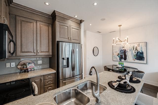 20 Burkebrook Place Unit 502 photo 8