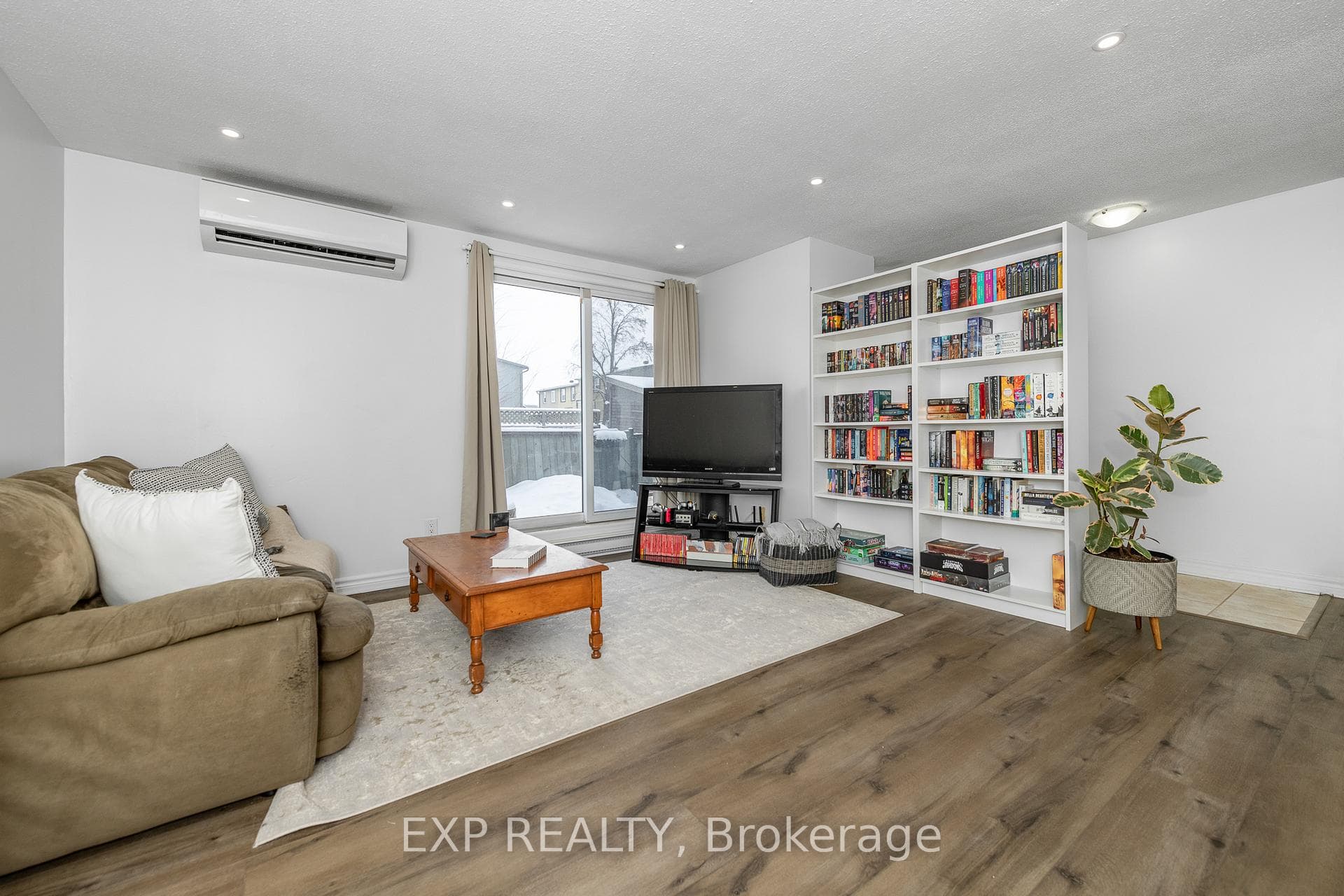 1250 Mcwatters Road Unit 33 photo 7
