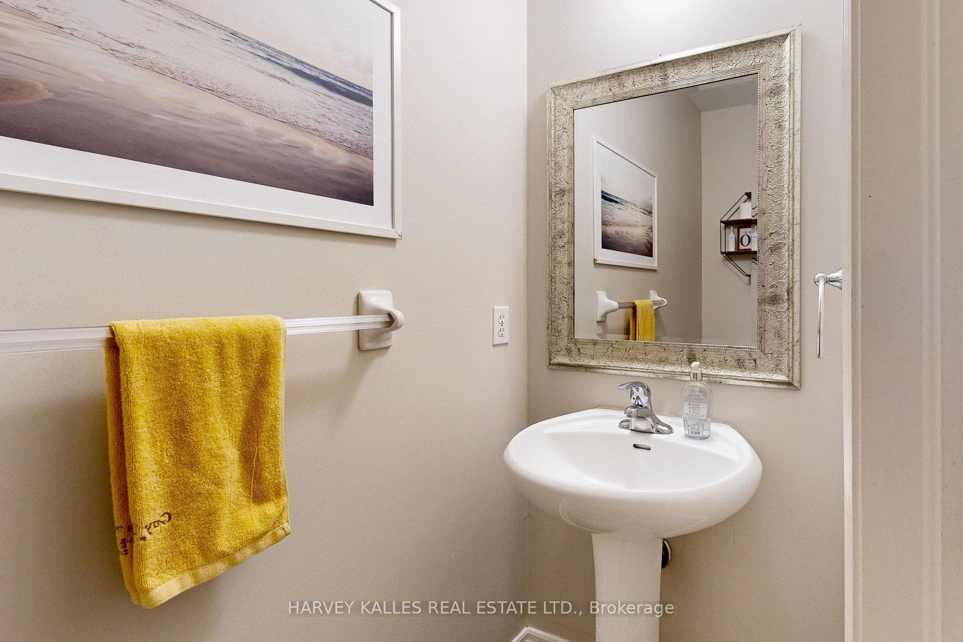 9 Agostino Crescent photo 16