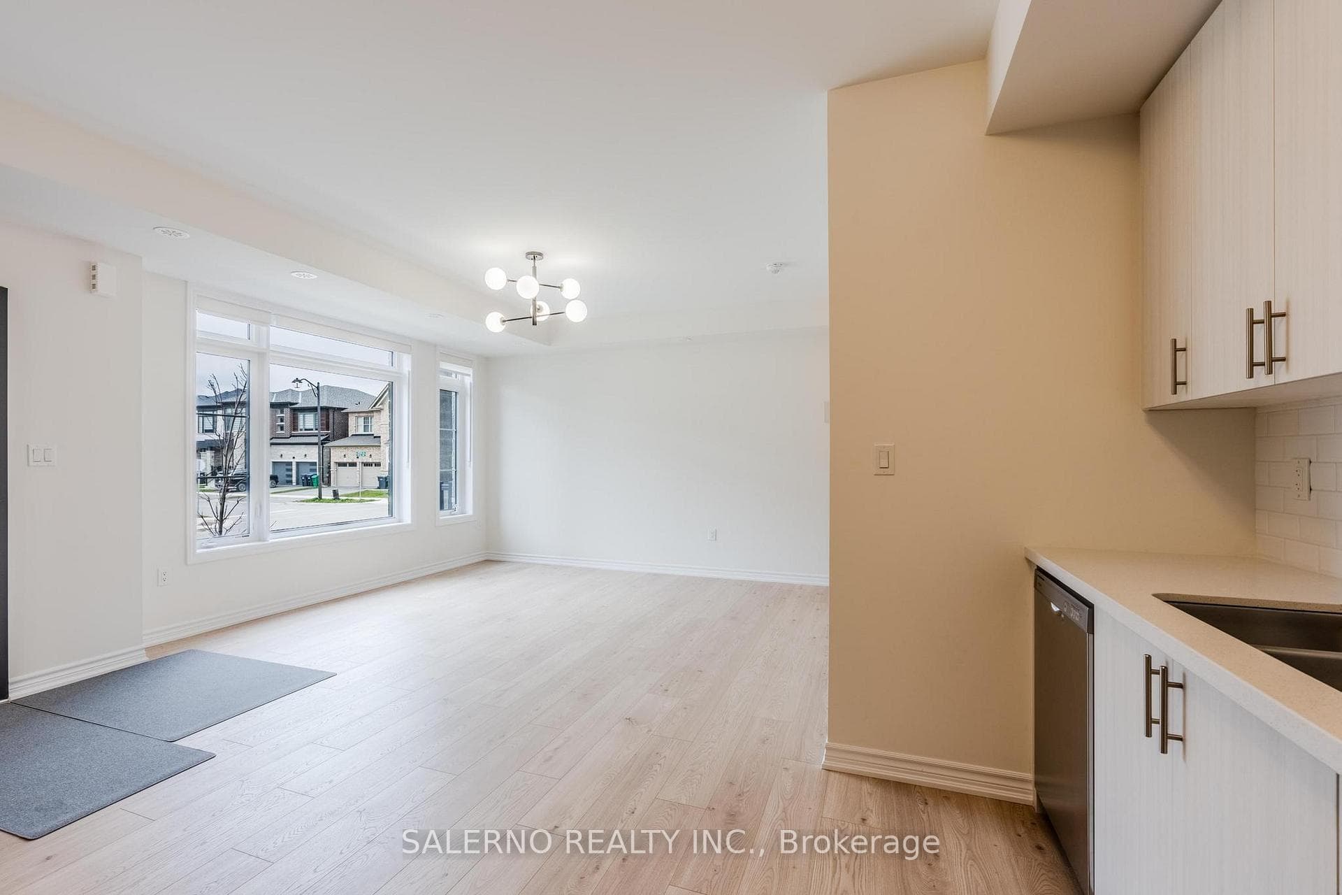178 Petch Avenue photo 11